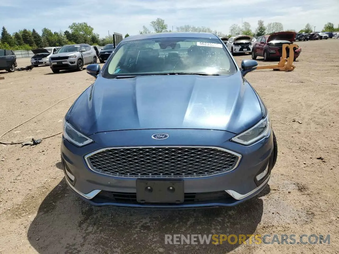 5 fotografías del automóvil dañado 3FA6P0SU2KR236244 FORD FUSION 2019
