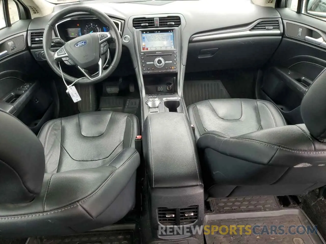 8 fotografías del automóvil dañado 3FA6P0SU6KR213095 FORD FUSION 2019