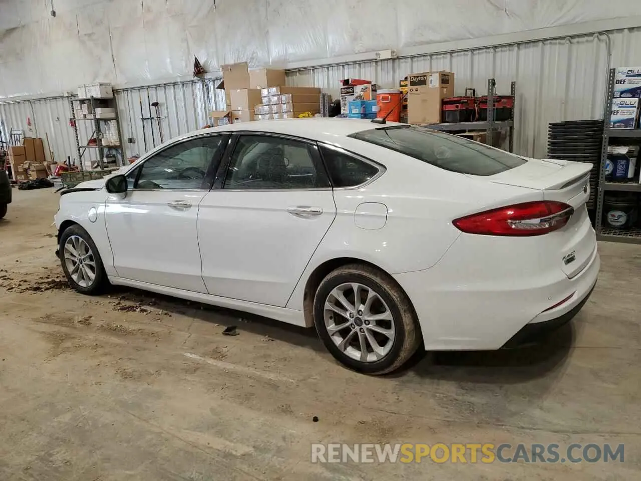 2 fotografías del automóvil dañado 3FA6P0SU9KR286932 FORD FUSION 2019