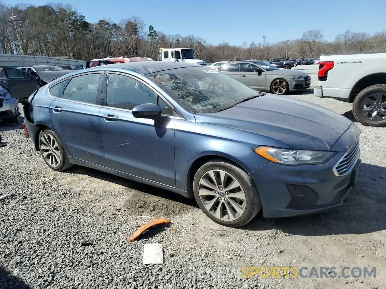 4 fotografías del automóvil dañado 3FA6P0T90KR260360 FORD FUSION 2019