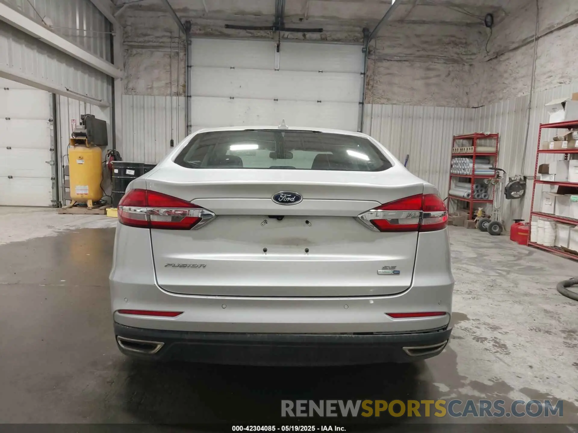17 fotografías del automóvil dañado 3FA6P0T92KR261140 FORD FUSION 2019