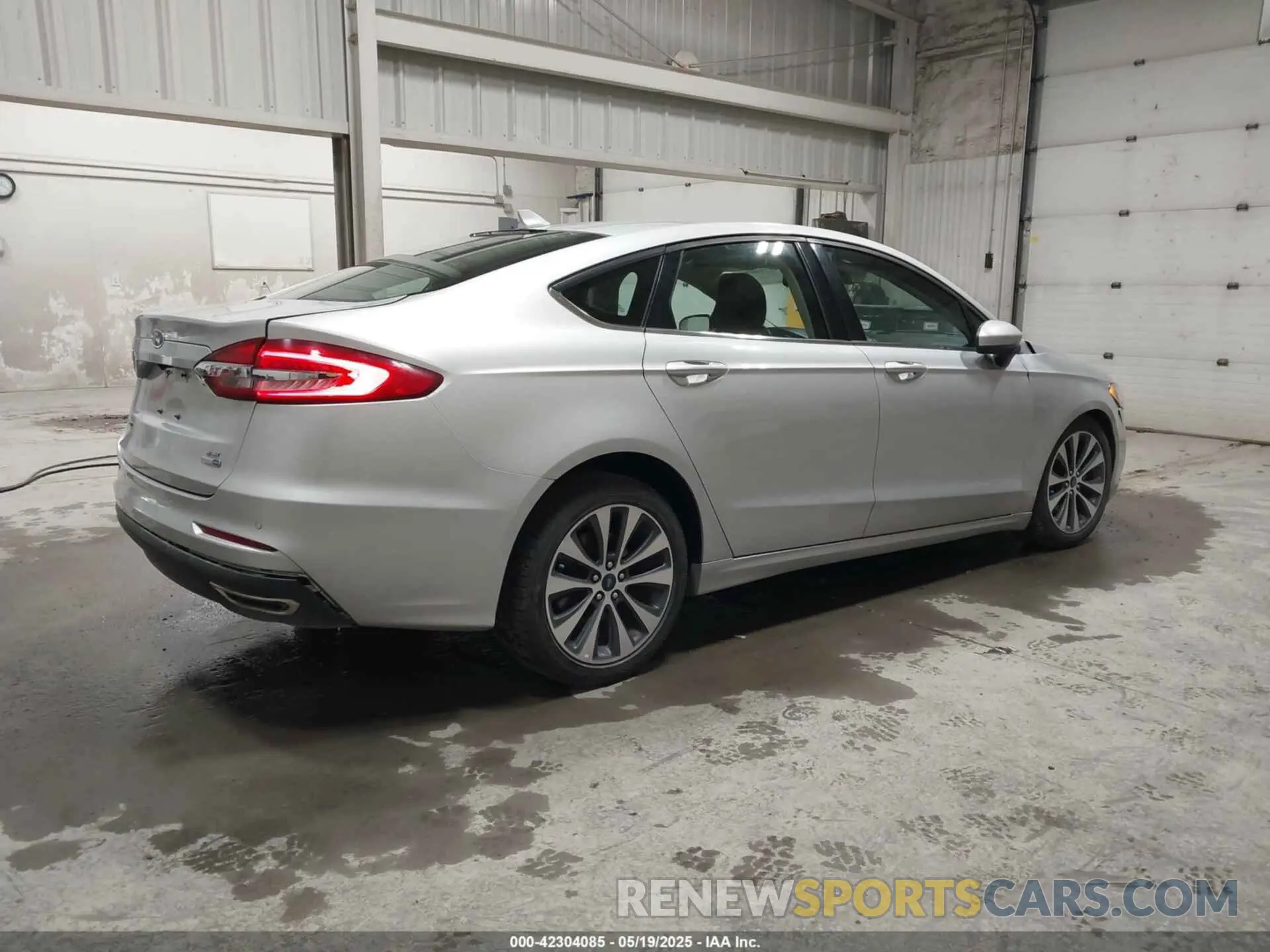 4 fotografías del automóvil dañado 3FA6P0T92KR261140 FORD FUSION 2019