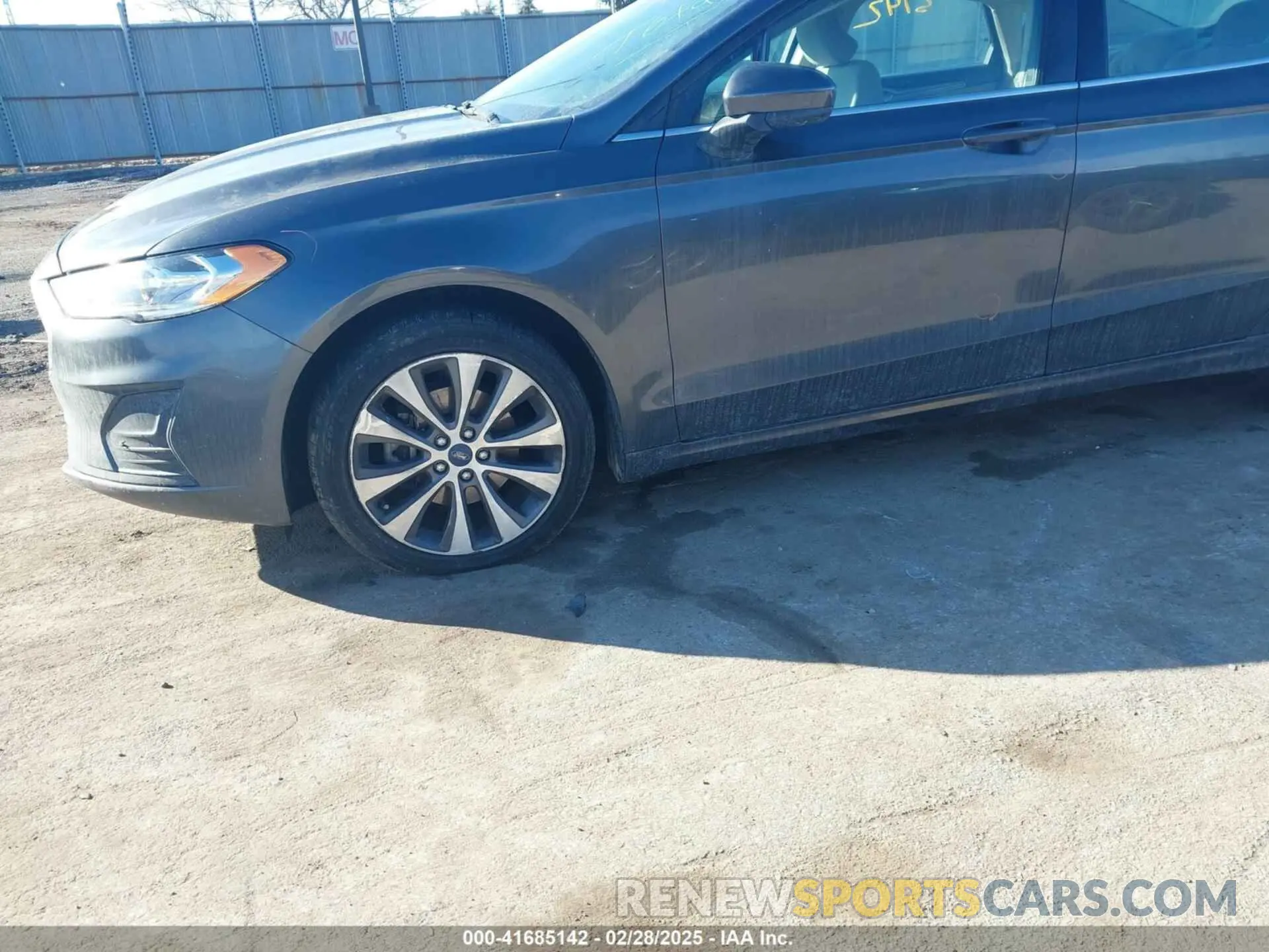 20 fotografías del automóvil dañado 3FA6P0T93KR183239 FORD FUSION 2019