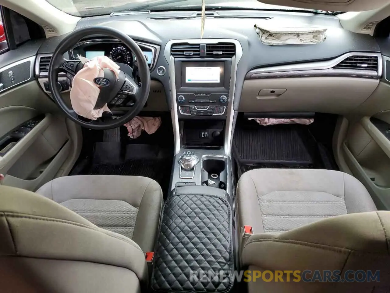 8 fotografías del automóvil dañado 3FA6P0T96KR268673 FORD FUSION 2019