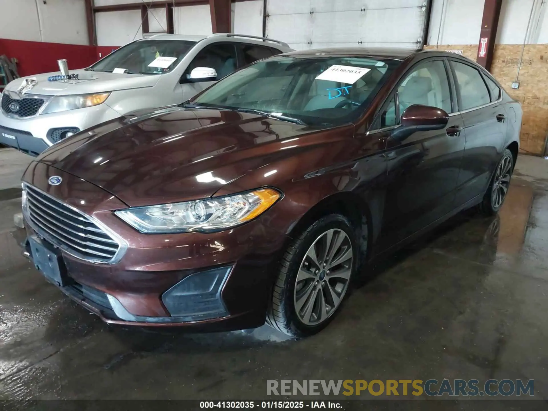 2 fotografías del automóvil dañado 3FA6P0T97KR179422 FORD FUSION 2019