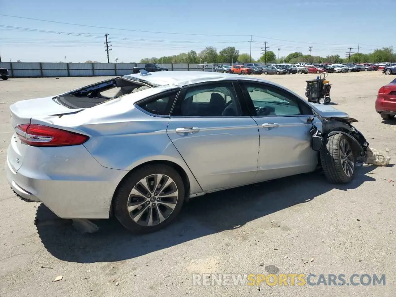 3 fotografías del automóvil dañado 3FA6P0T97KR232085 FORD FUSION 2019