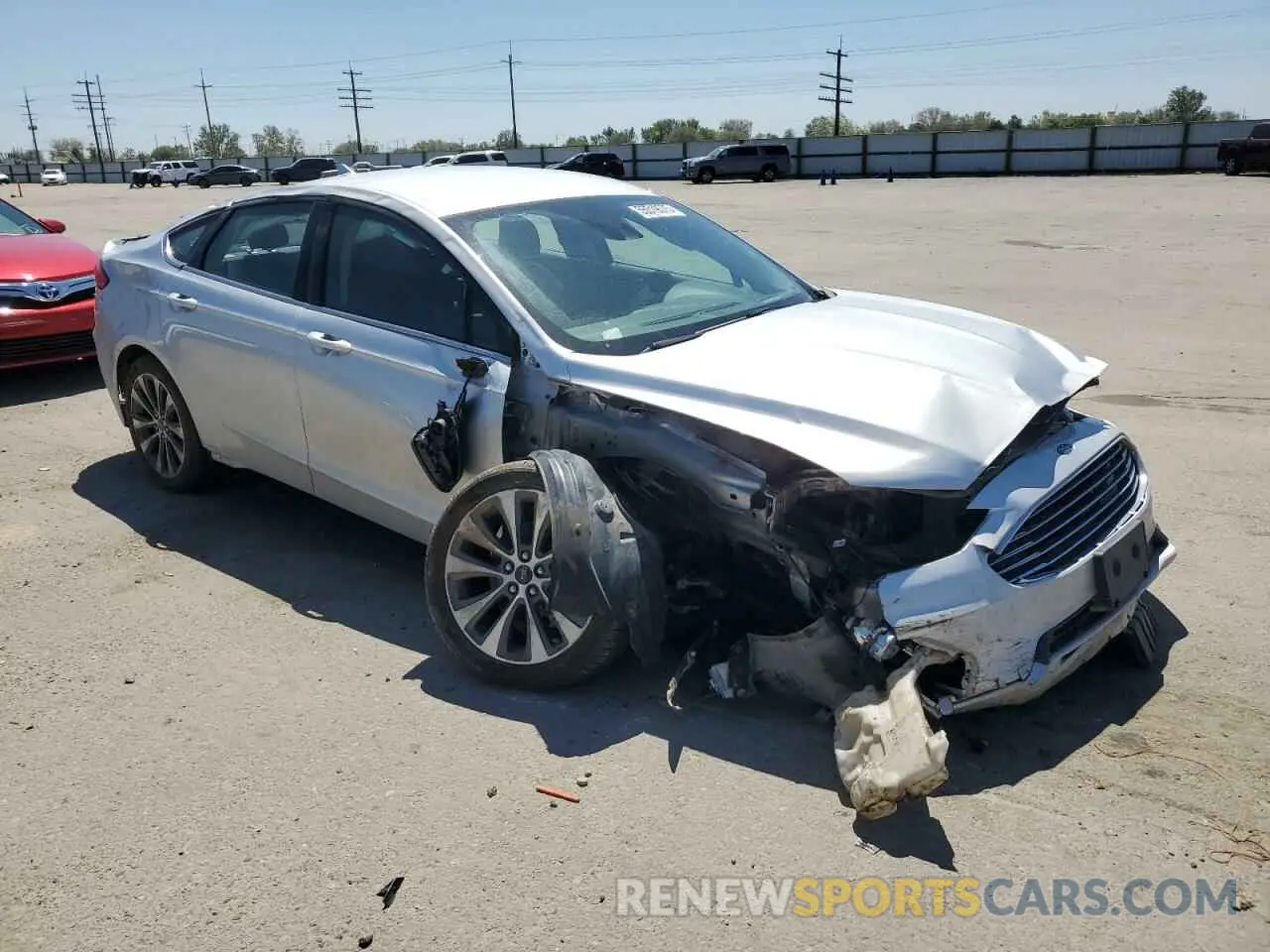 4 fotografías del automóvil dañado 3FA6P0T97KR232085 FORD FUSION 2019