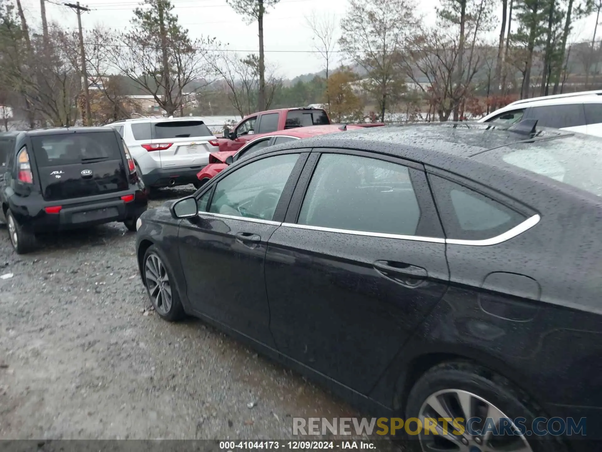 14 fotografías del automóvil dañado 3FA6P0T9XKR269275 FORD FUSION 2019