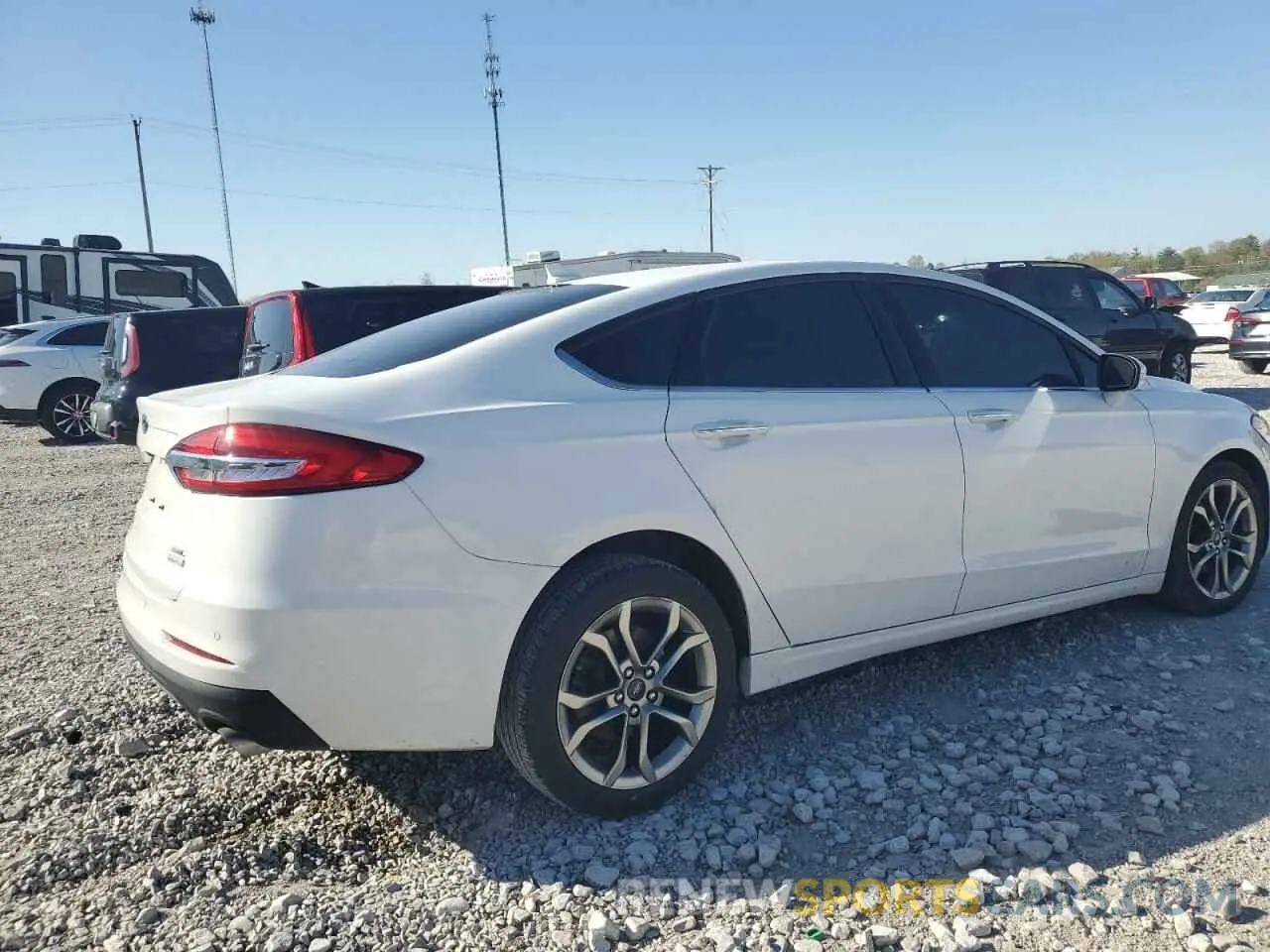 3 fotografías del automóvil dañado 3FA6P0CD0LR153072 FORD FUSION 2020