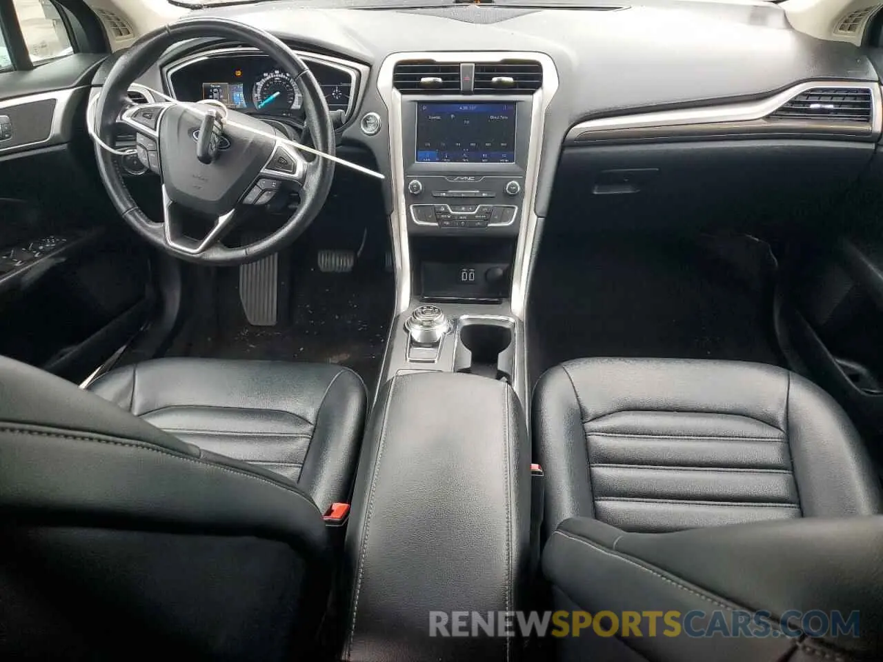 8 fotografías del automóvil dañado 3FA6P0CD1LR118217 FORD FUSION 2020