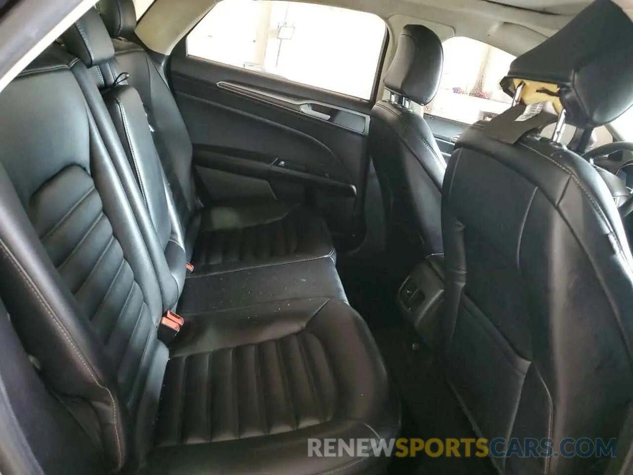10 fotografías del automóvil dañado 3FA6P0CD1LR130531 FORD FUSION 2020