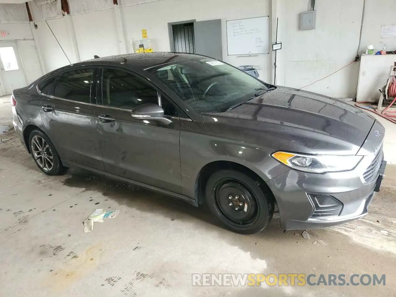 4 fotografías del automóvil dañado 3FA6P0CD1LR130531 FORD FUSION 2020
