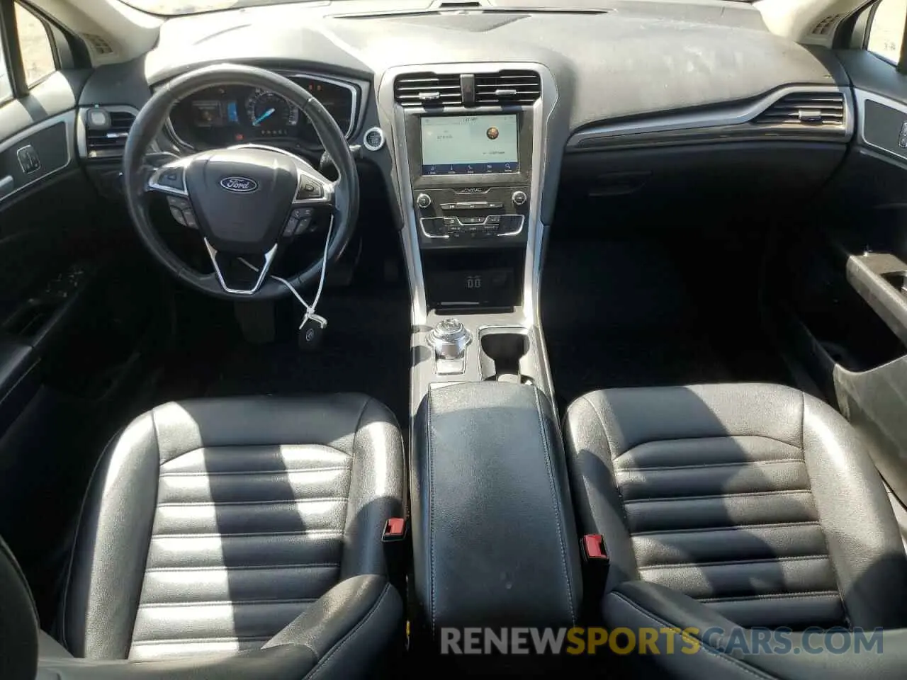 8 fotografías del automóvil dañado 3FA6P0CD1LR176294 FORD FUSION 2020