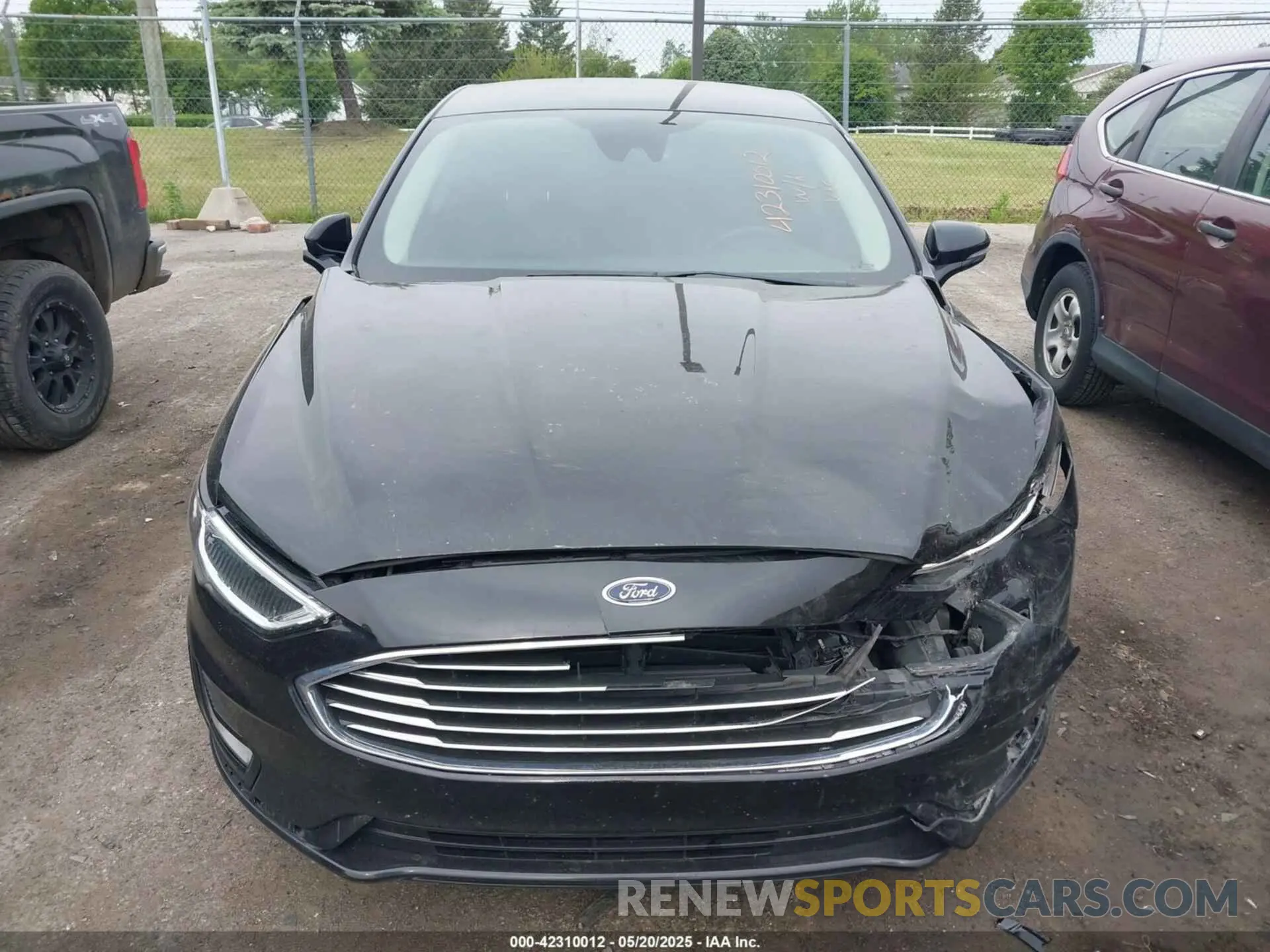 12 fotografías del automóvil dañado 3FA6P0CD2LR145913 FORD FUSION 2020
