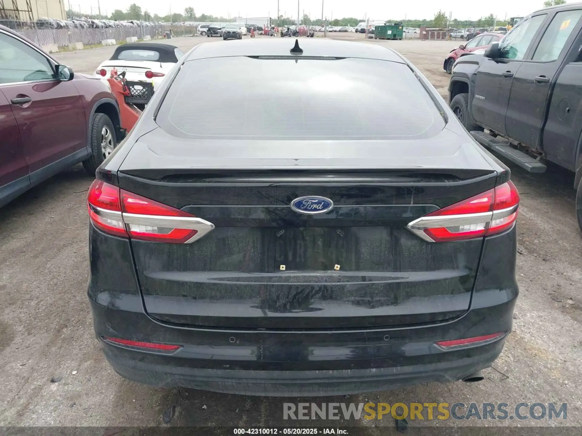16 fotografías del automóvil dañado 3FA6P0CD2LR145913 FORD FUSION 2020