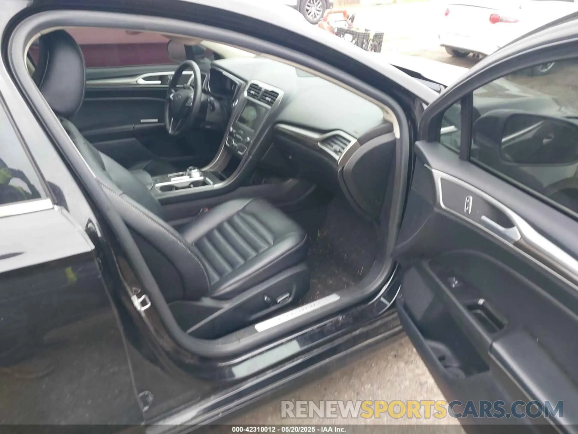 5 fotografías del automóvil dañado 3FA6P0CD2LR145913 FORD FUSION 2020
