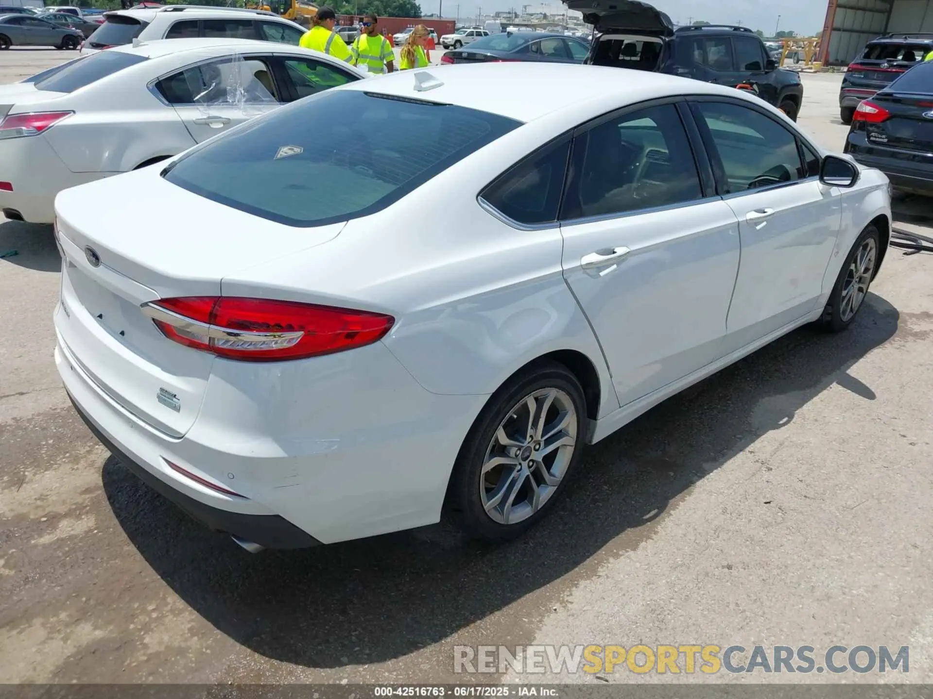 4 fotografías del automóvil dañado 3FA6P0CD3LR152711 FORD FUSION 2020