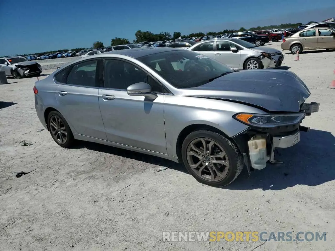 4 fotografías del automóvil dañado 3FA6P0CD4LR115327 FORD FUSION 2020