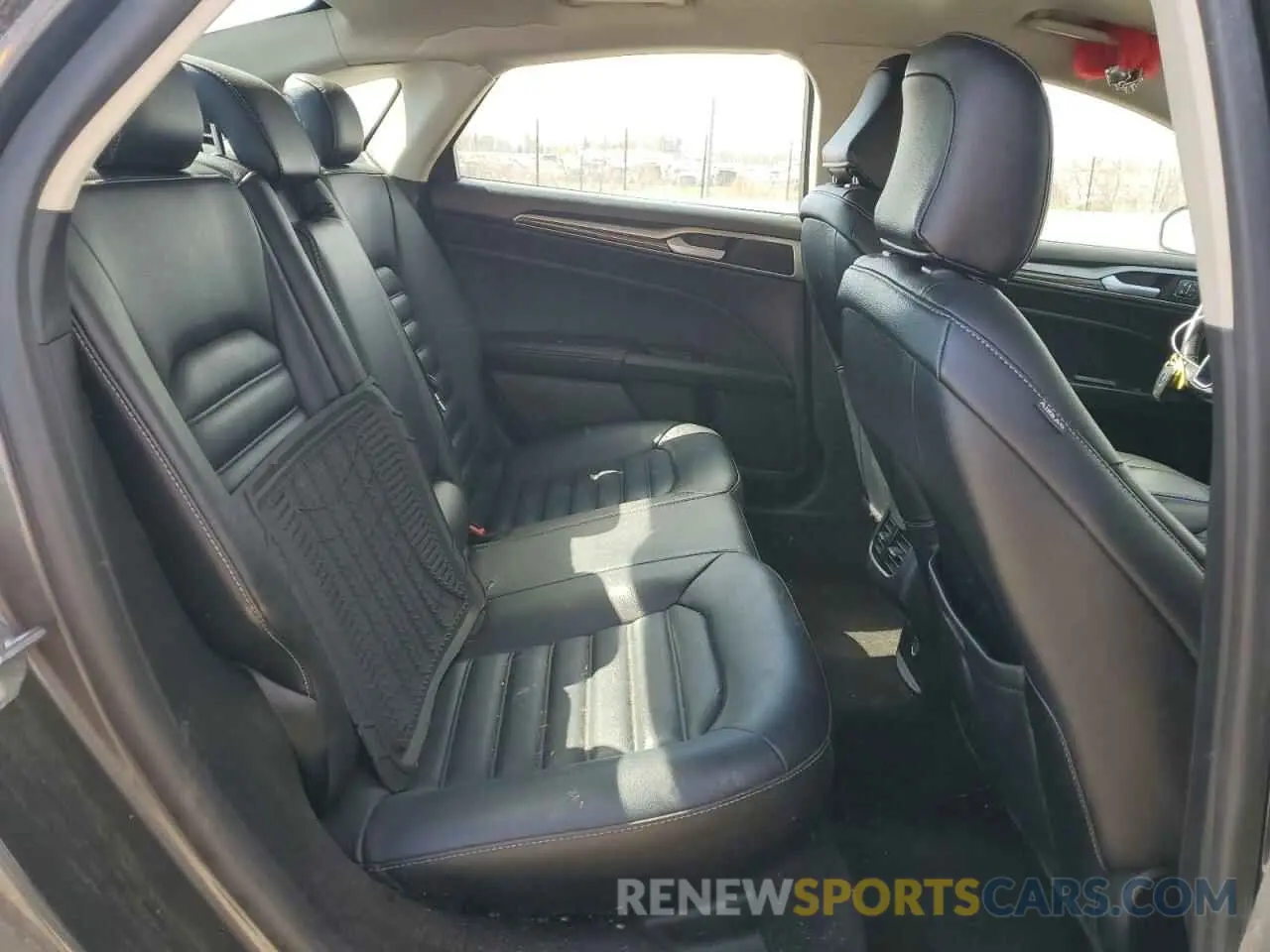 11 fotografías del automóvil dañado 3FA6P0CD4LR153284 FORD FUSION 2020