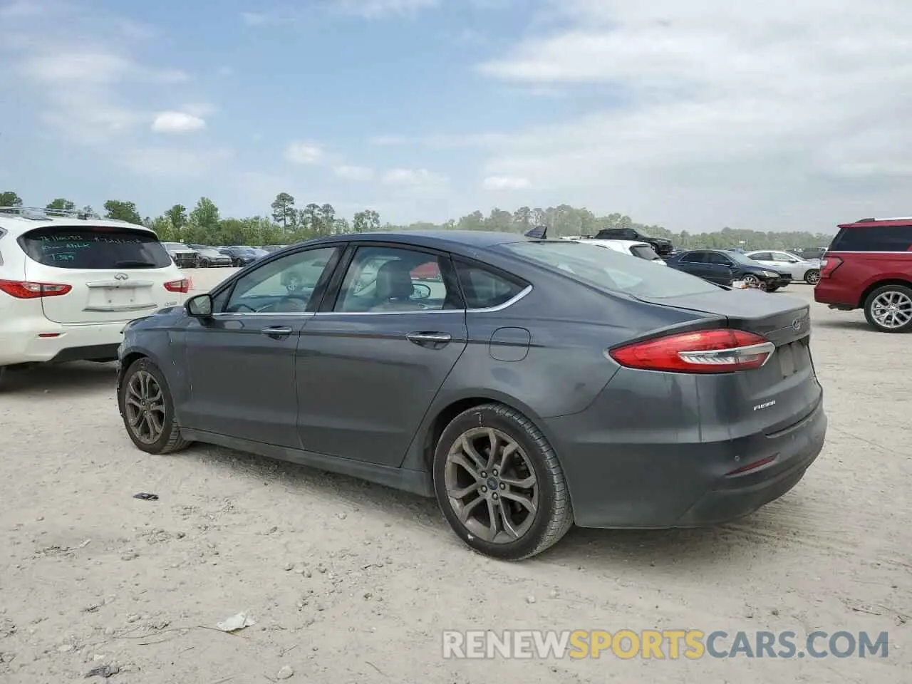 2 fotografías del automóvil dañado 3FA6P0CD4LR160333 FORD FUSION 2020