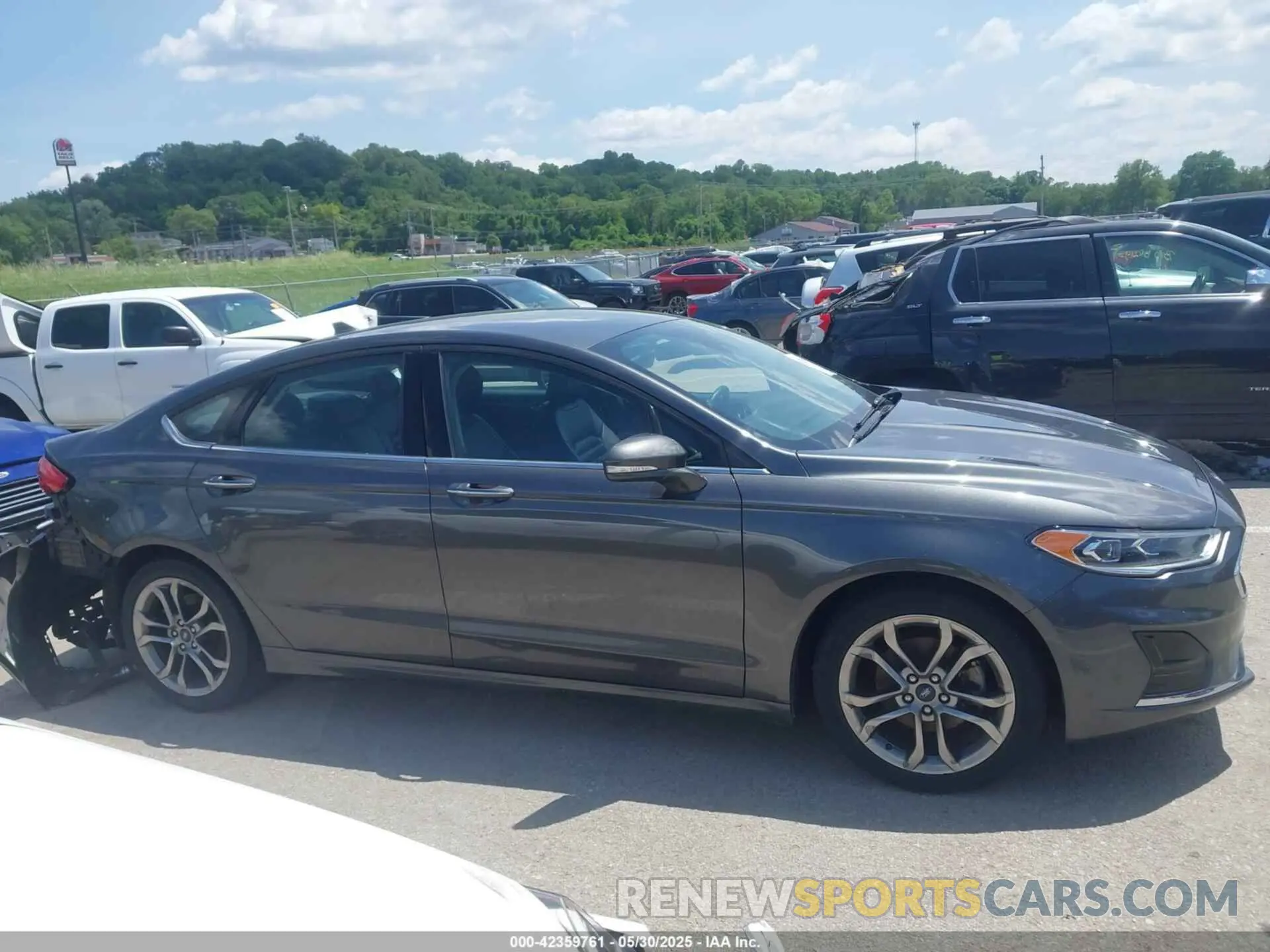 13 fotografías del automóvil dañado 3FA6P0CD5LR173737 FORD FUSION 2020