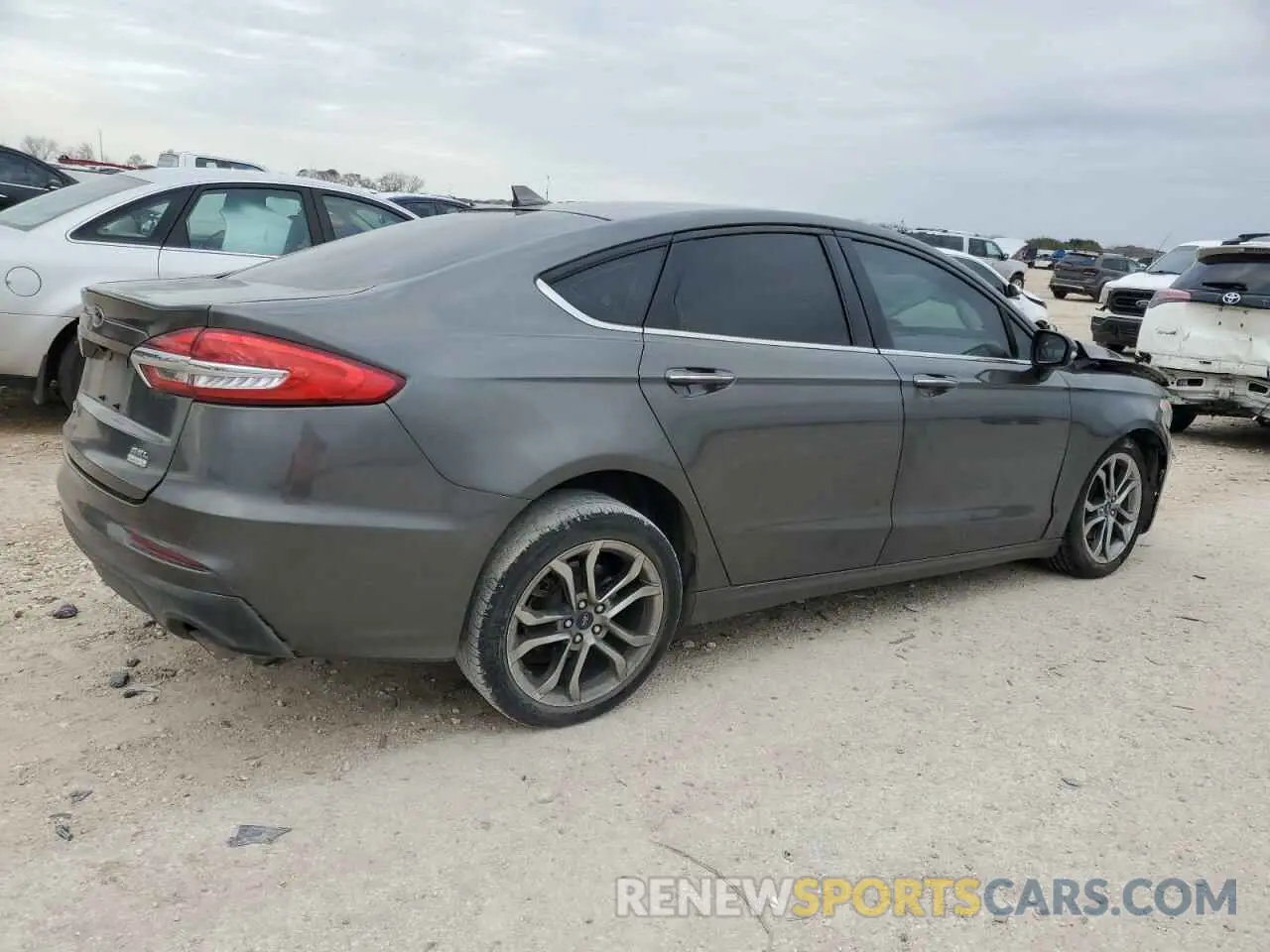 3 fotografías del automóvil dañado 3FA6P0CD5LR192191 FORD FUSION 2020