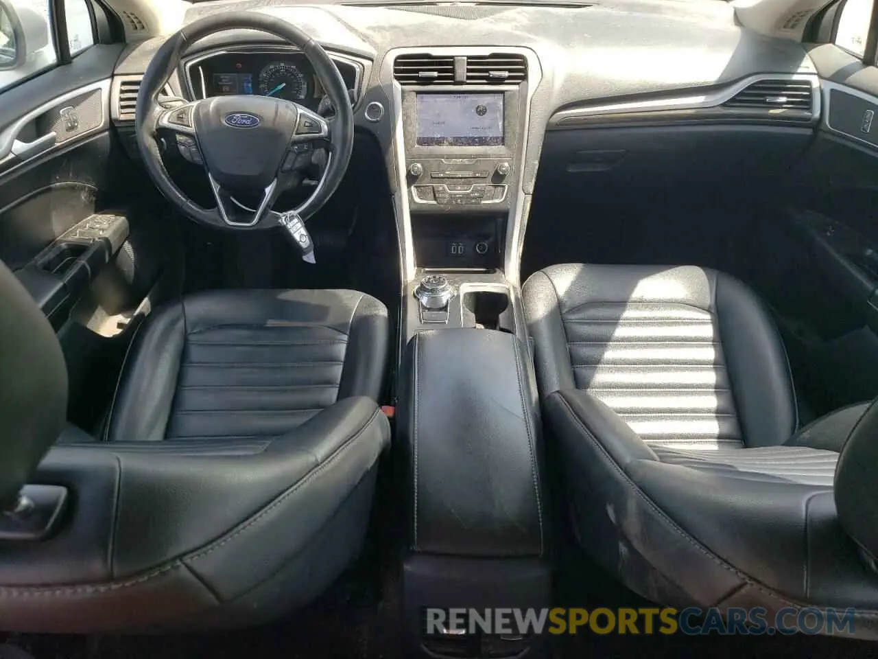 8 fotografías del automóvil dañado 3FA6P0CD5LR206610 FORD FUSION 2020