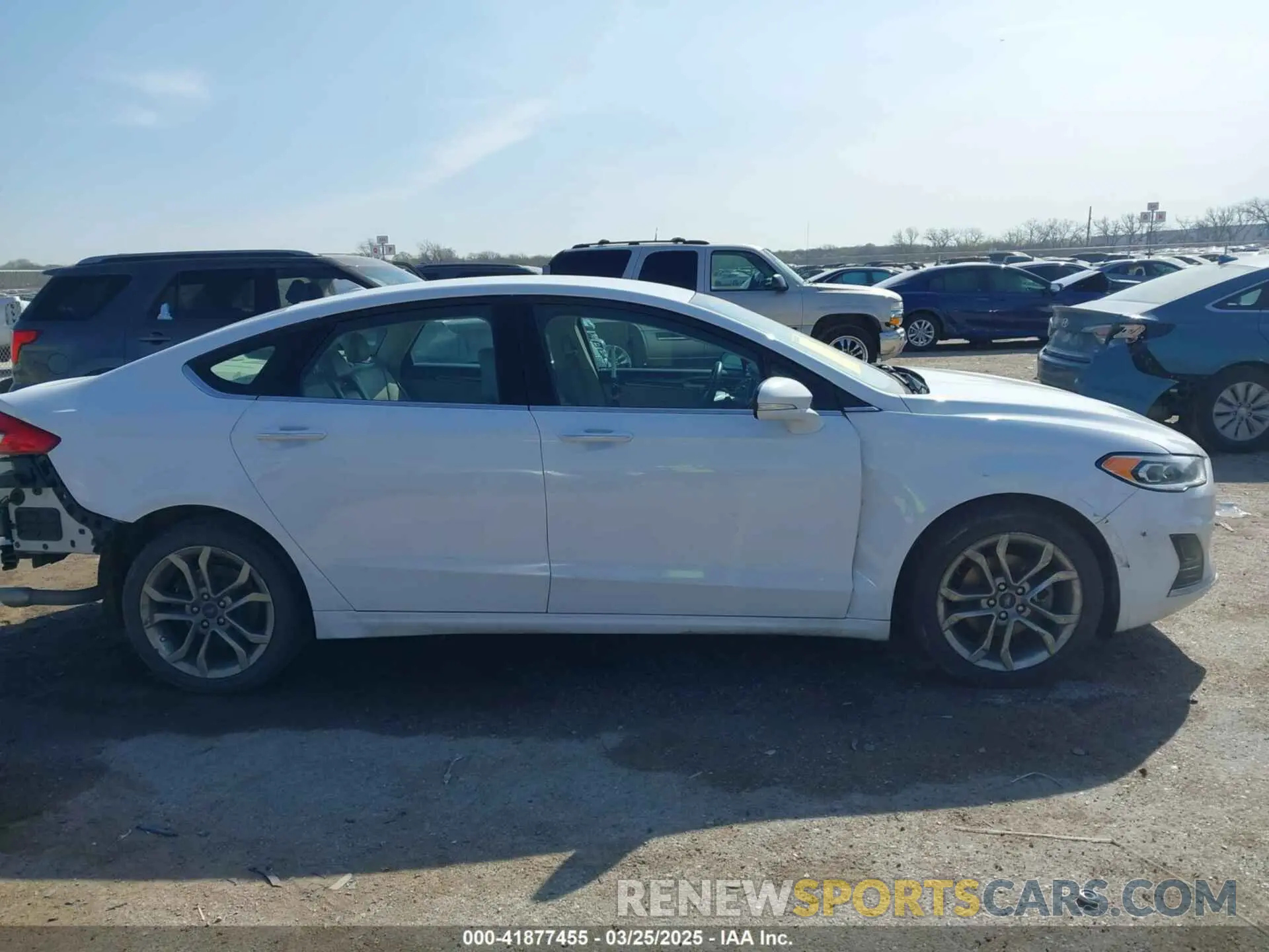 13 fotografías del automóvil dañado 3FA6P0CD6LR205434 FORD FUSION 2020