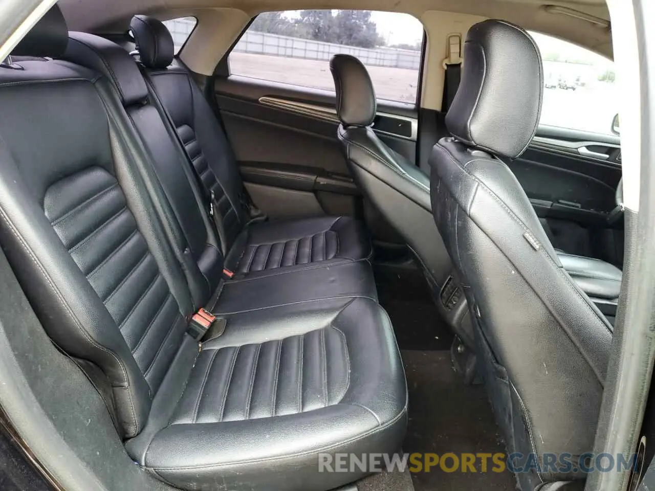 10 fotografías del automóvil dañado 3FA6P0CD9LR136772 FORD FUSION 2020