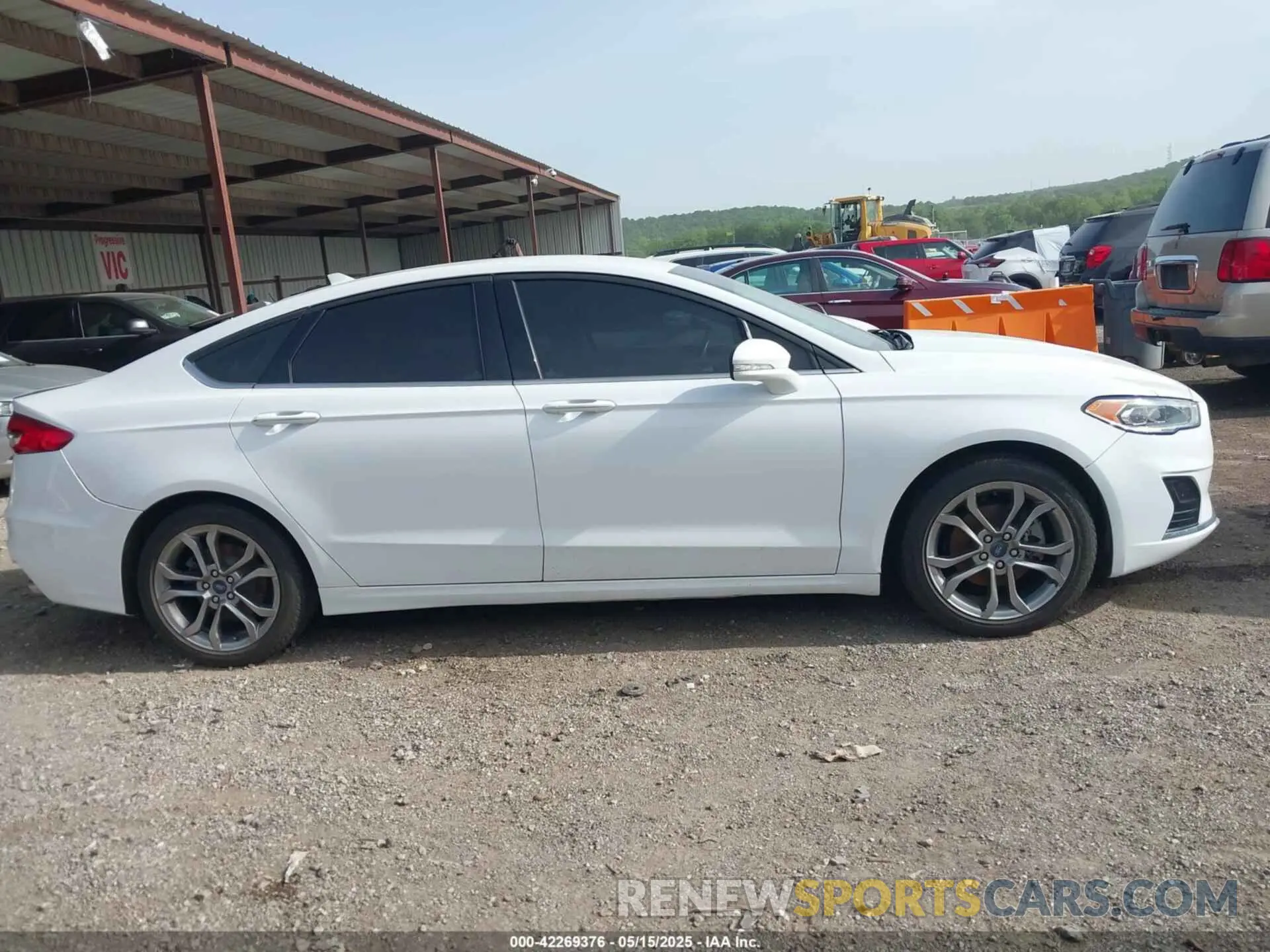 14 fotografías del automóvil dañado 3FA6P0CD9LR195854 FORD FUSION 2020