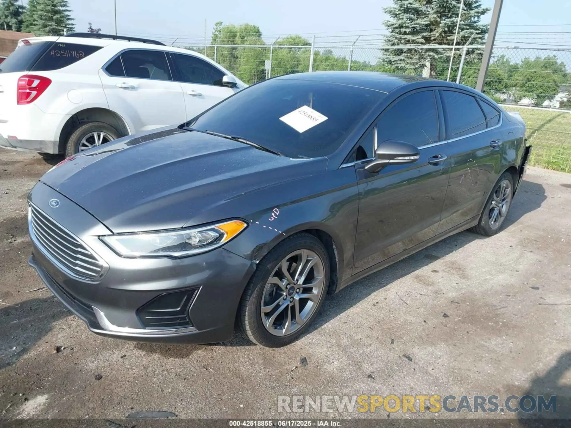 2 fotografías del automóvil dañado 3FA6P0CD9LR229470 FORD FUSION 2020
