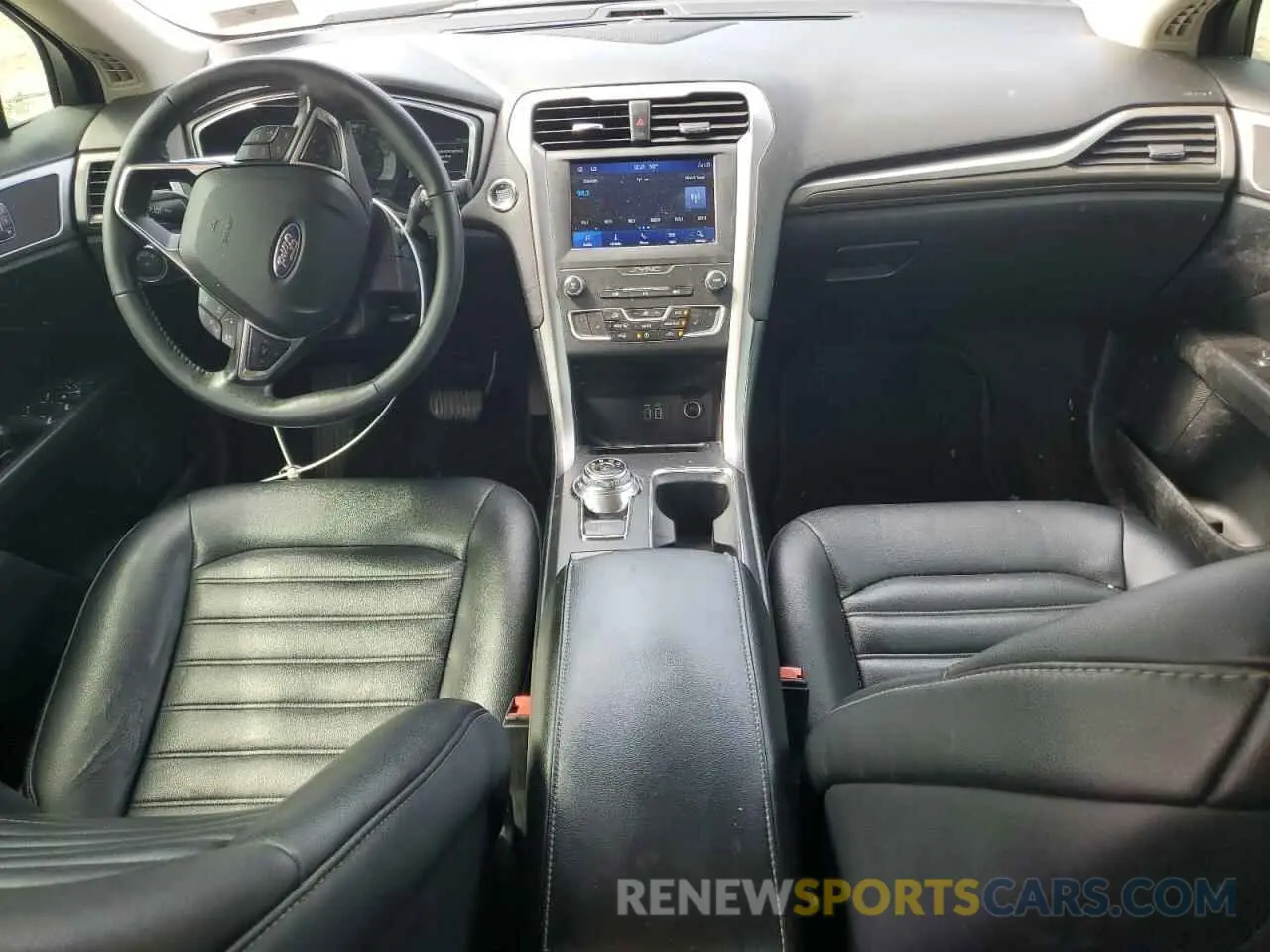 8 fotografías del automóvil dañado 3FA6P0CDXLR193322 FORD FUSION 2020