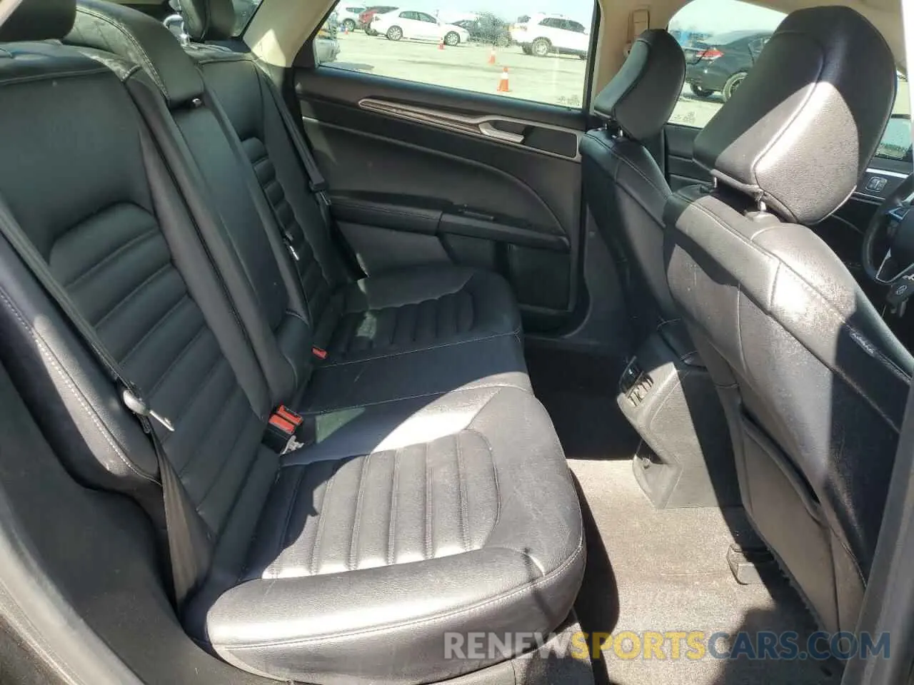 10 fotografías del automóvil dañado 3FA6P0CDXLR256306 FORD FUSION 2020