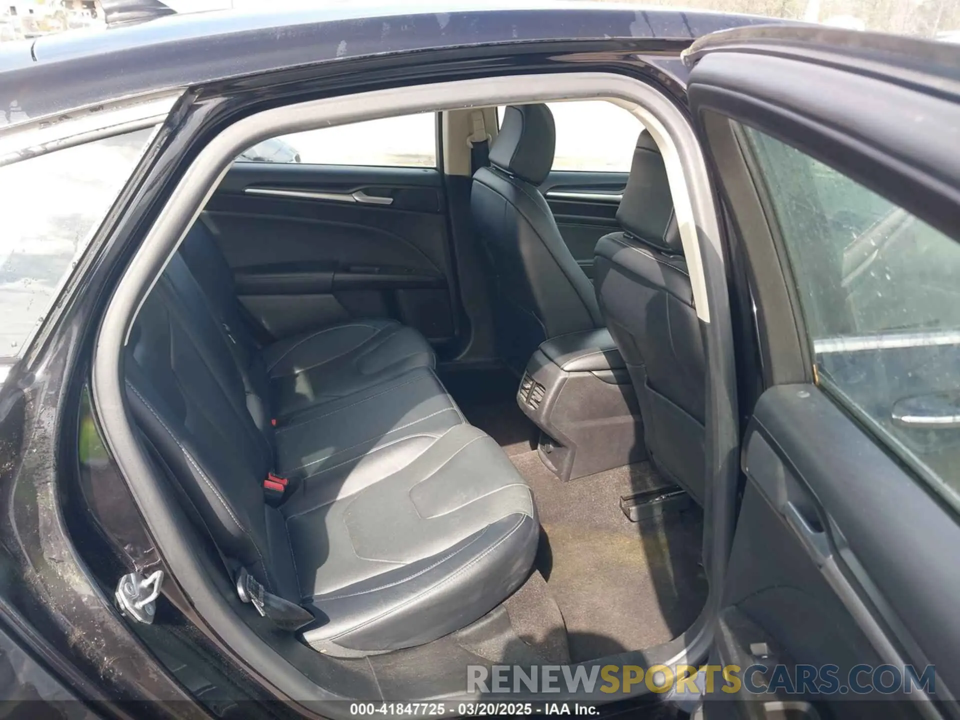 8 fotografías del automóvil dañado 3FA6P0D90LR137979 FORD FUSION 2020