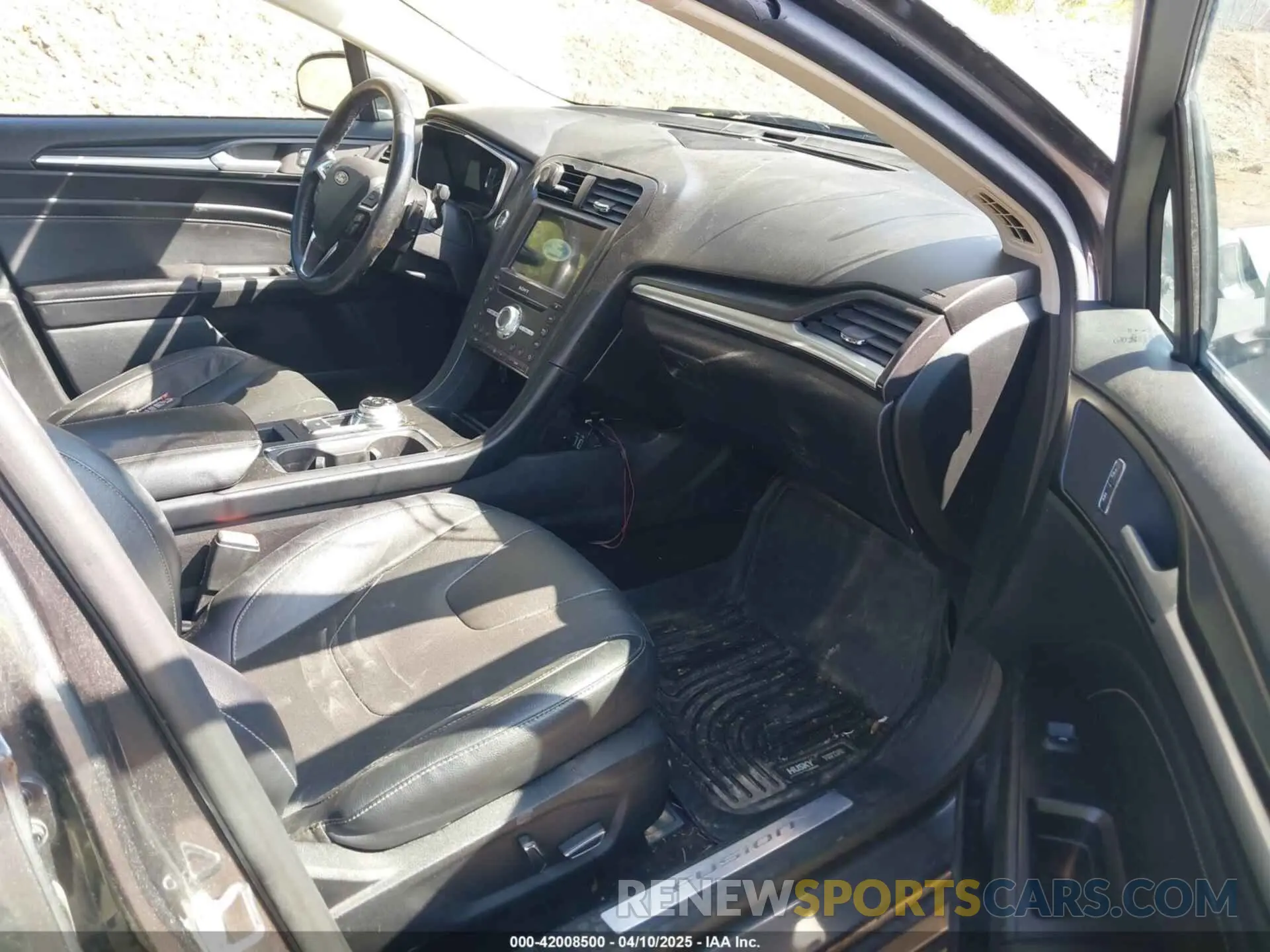 5 fotografías del automóvil dañado 3FA6P0D92LR175469 FORD FUSION 2020