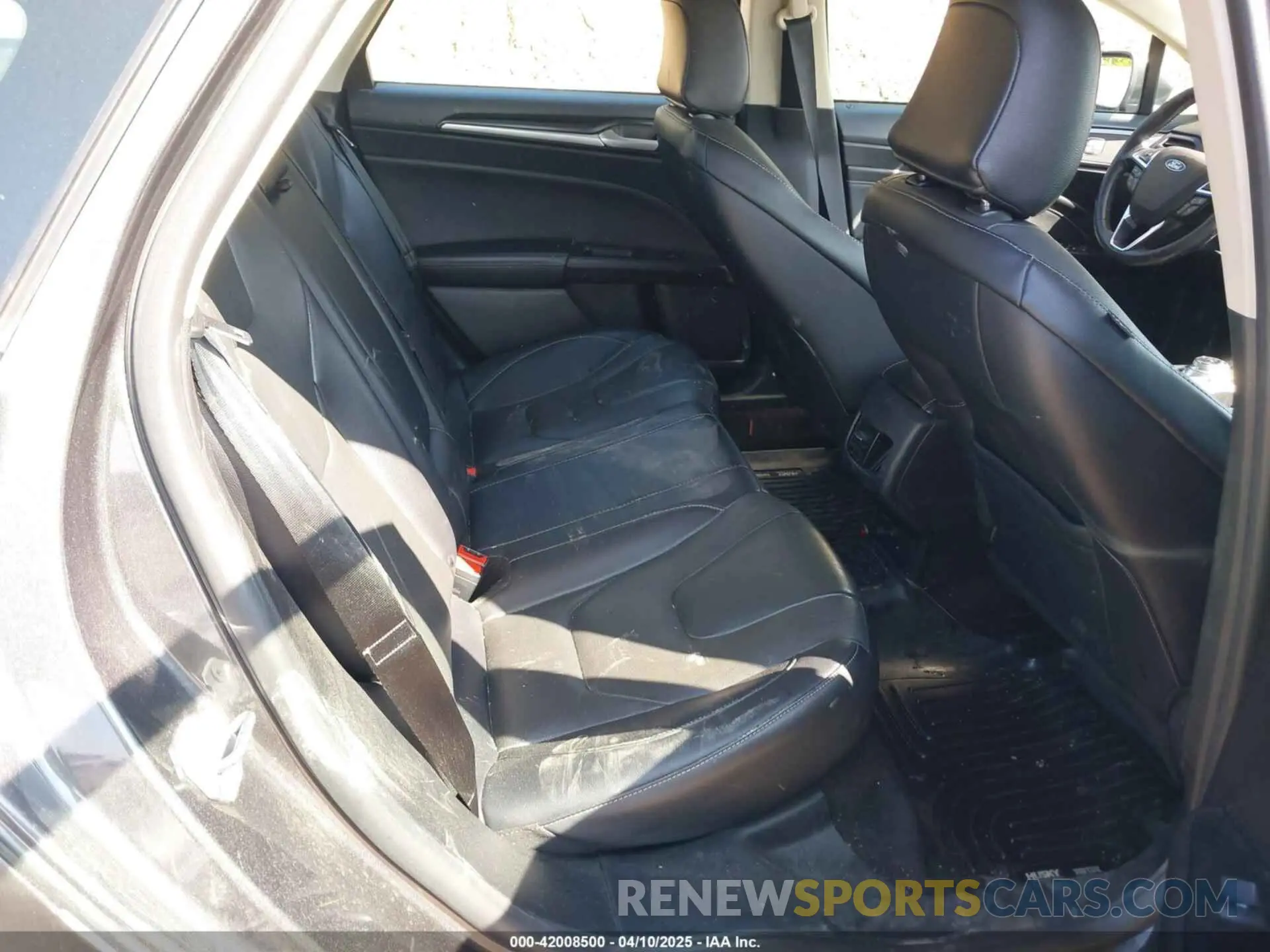 8 fotografías del automóvil dañado 3FA6P0D92LR175469 FORD FUSION 2020