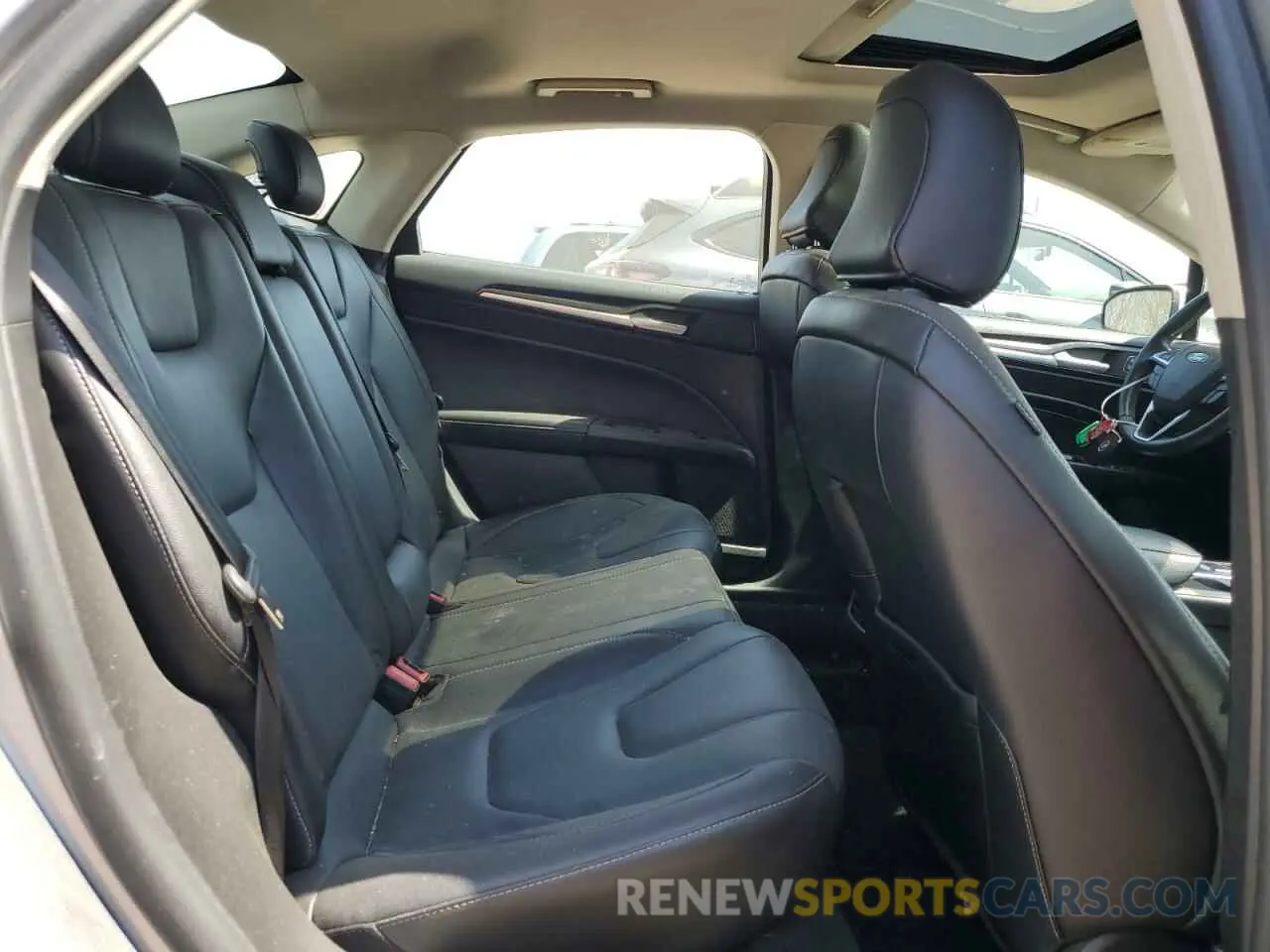 10 fotografías del automóvil dañado 3FA6P0D92LR192336 FORD FUSION 2020