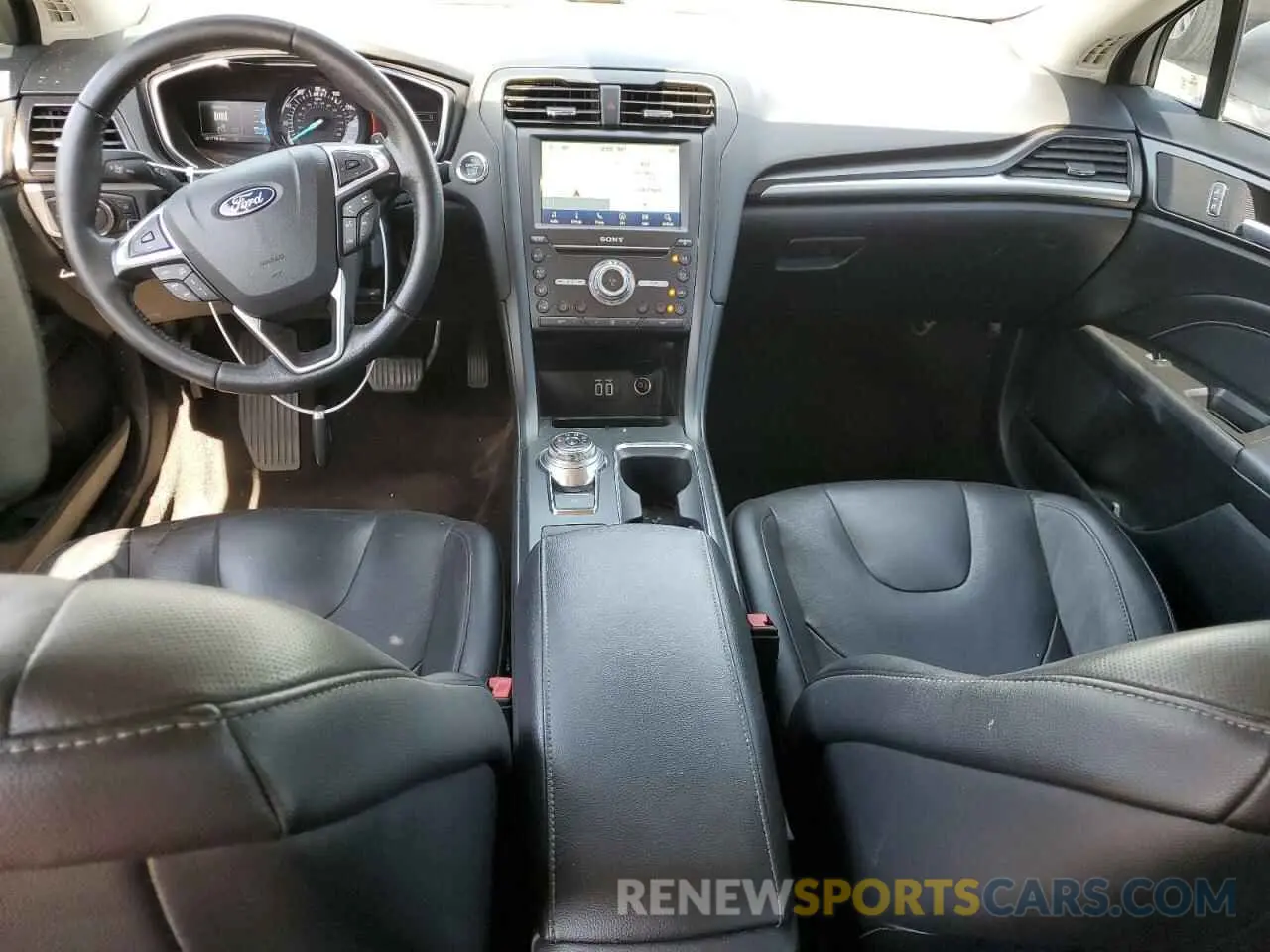 8 fotografías del automóvil dañado 3FA6P0D93LR117113 FORD FUSION 2020