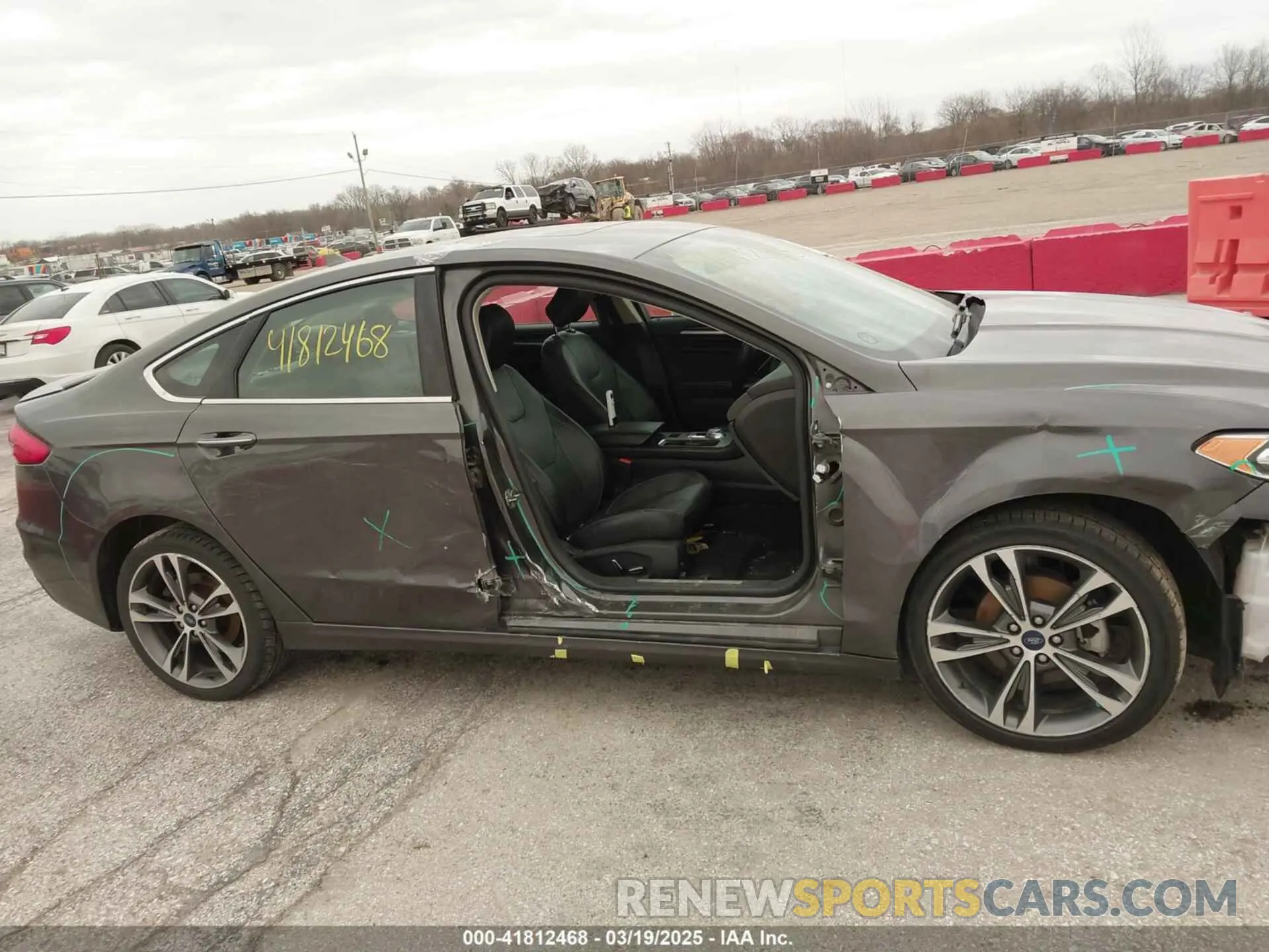 13 fotografías del automóvil dañado 3FA6P0D94LR138861 FORD FUSION 2020