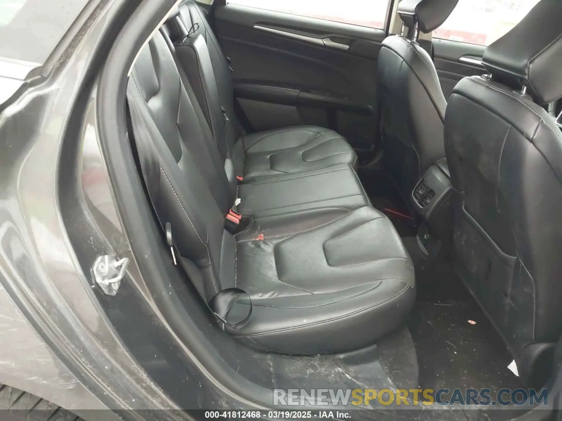 8 fotografías del automóvil dañado 3FA6P0D94LR138861 FORD FUSION 2020