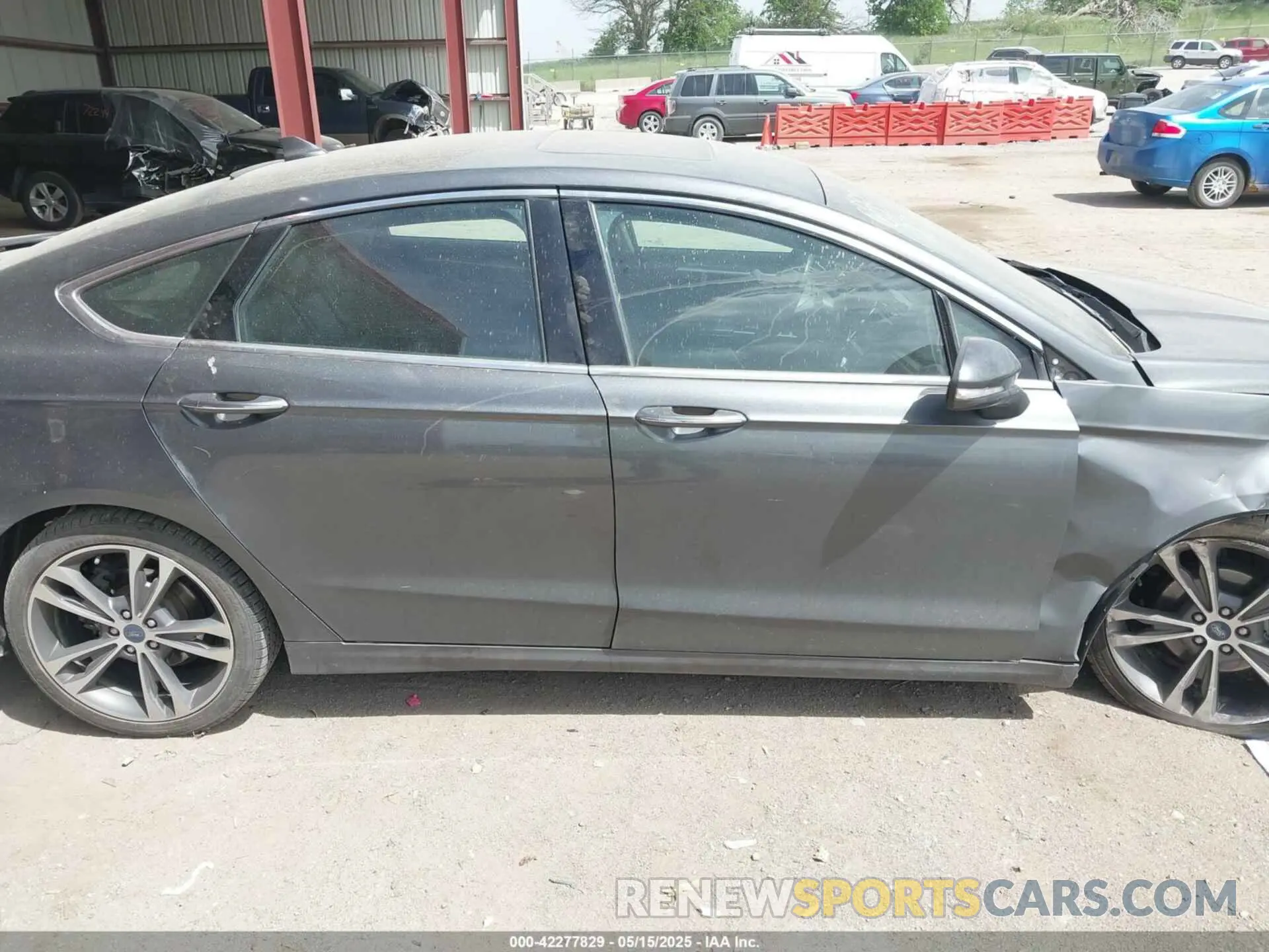 13 fotografías del automóvil dañado 3FA6P0D98LR117463 FORD FUSION 2020