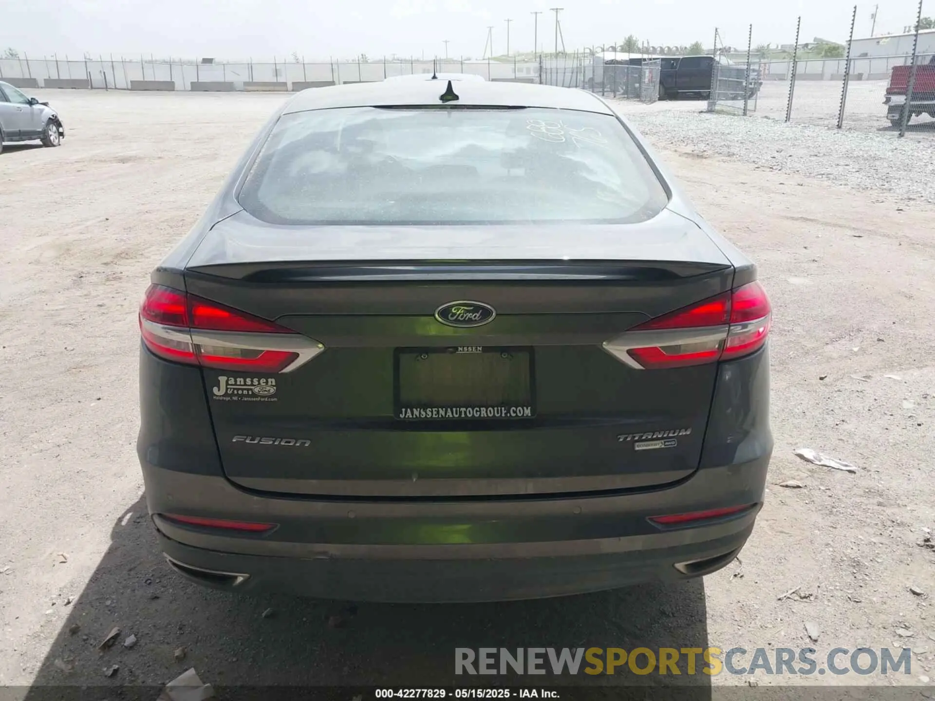 16 fotografías del automóvil dañado 3FA6P0D98LR117463 FORD FUSION 2020