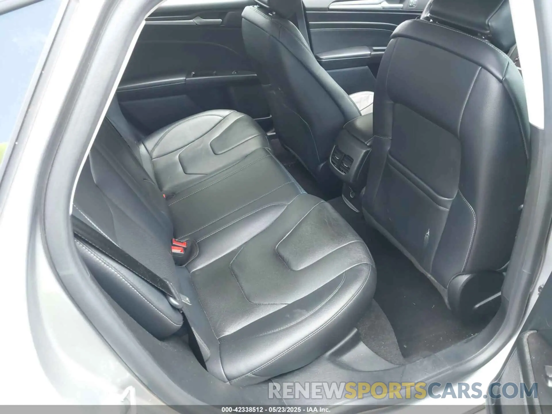 8 fotografías del automóvil dañado 3FA6P0D9XLR174750 FORD FUSION 2020