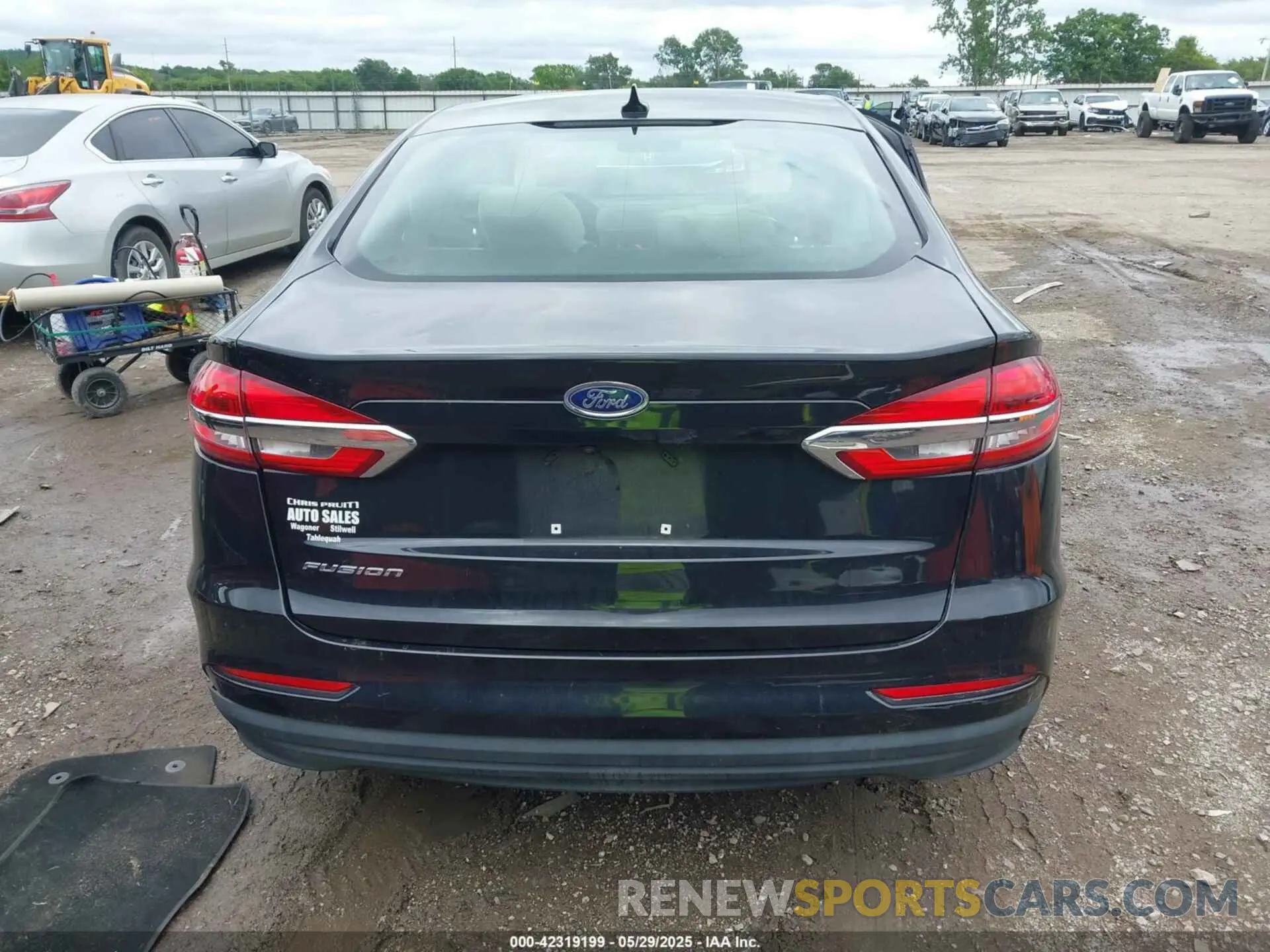 16 fotografías del automóvil dañado 3FA6P0G70LR148412 FORD FUSION 2020