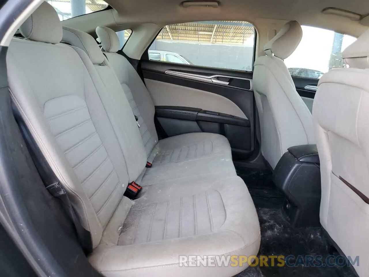 10 fotografías del automóvil dañado 3FA6P0G71LR249121 FORD FUSION 2020