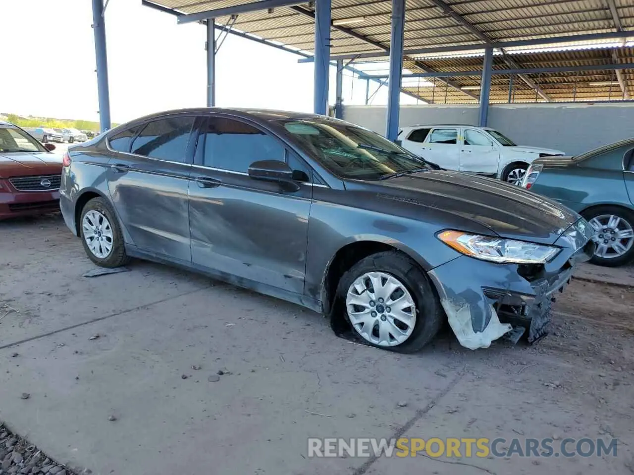 4 fotografías del automóvil dañado 3FA6P0G71LR249121 FORD FUSION 2020