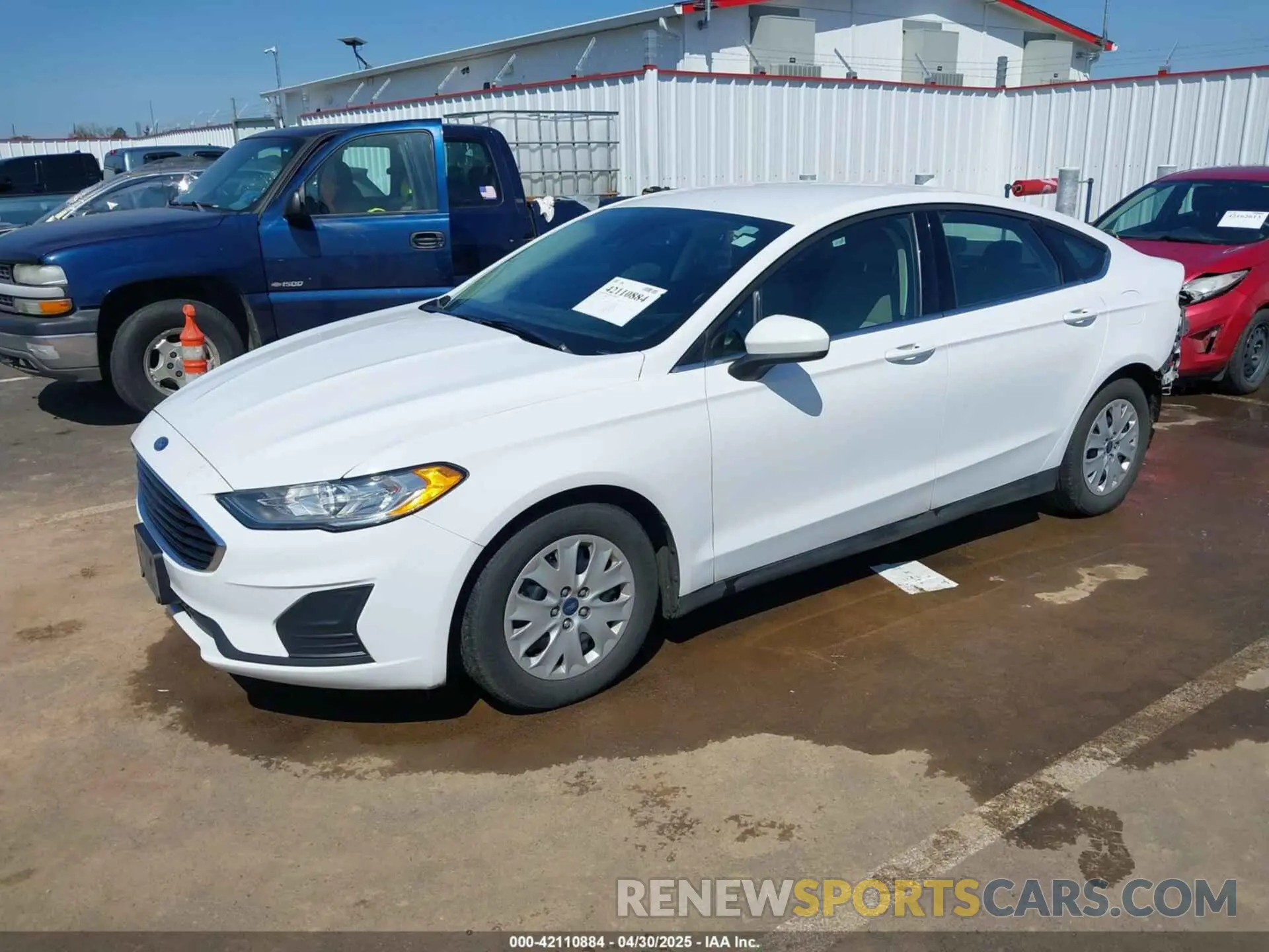 2 fotografías del automóvil dañado 3FA6P0G71LR265271 FORD FUSION 2020