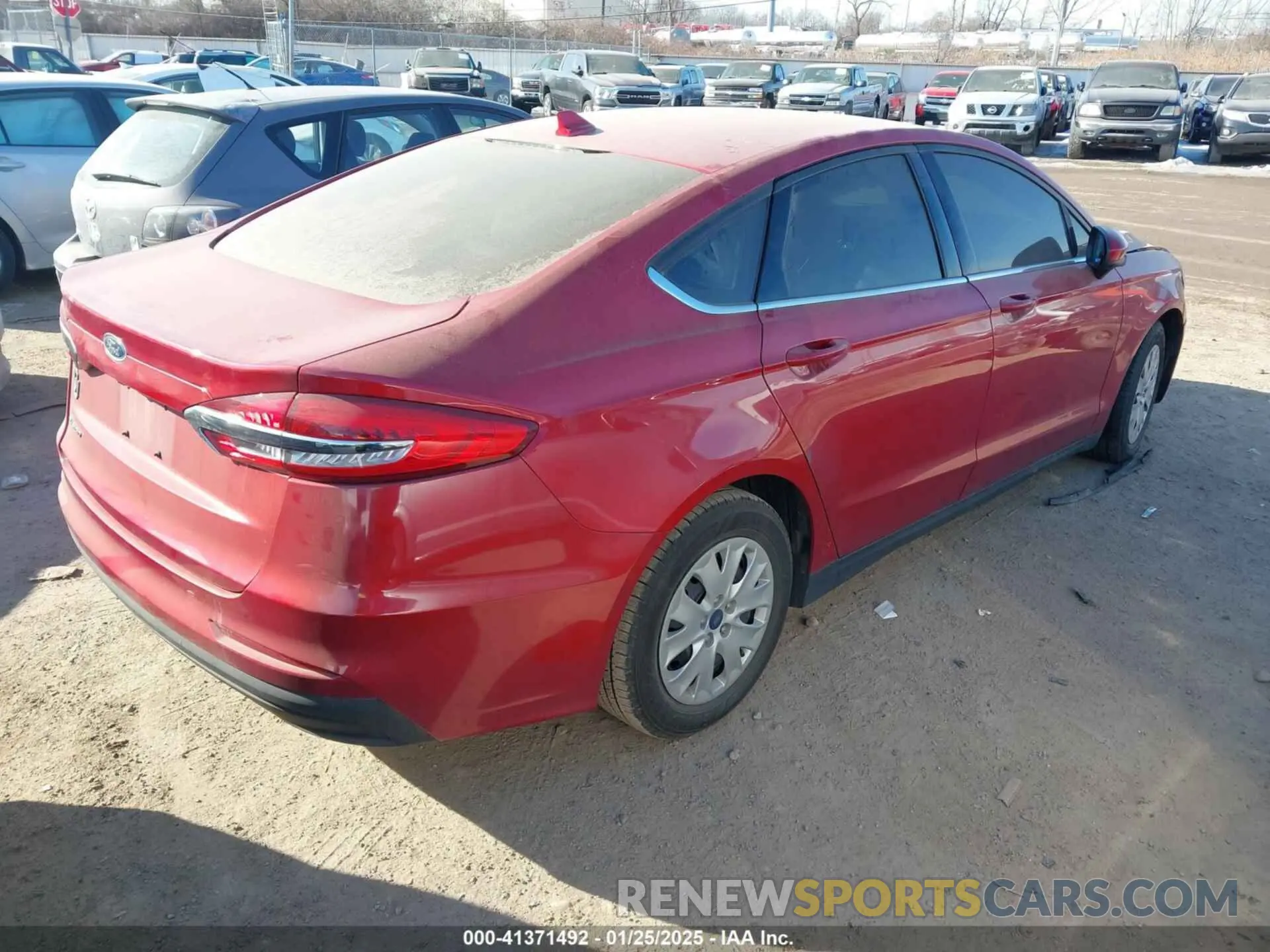 4 fotografías del automóvil dañado 3FA6P0G72LR218587 FORD FUSION 2020
