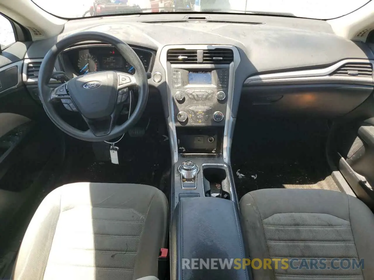 8 fotografías del automóvil dañado 3FA6P0G77LR104231 FORD FUSION 2020