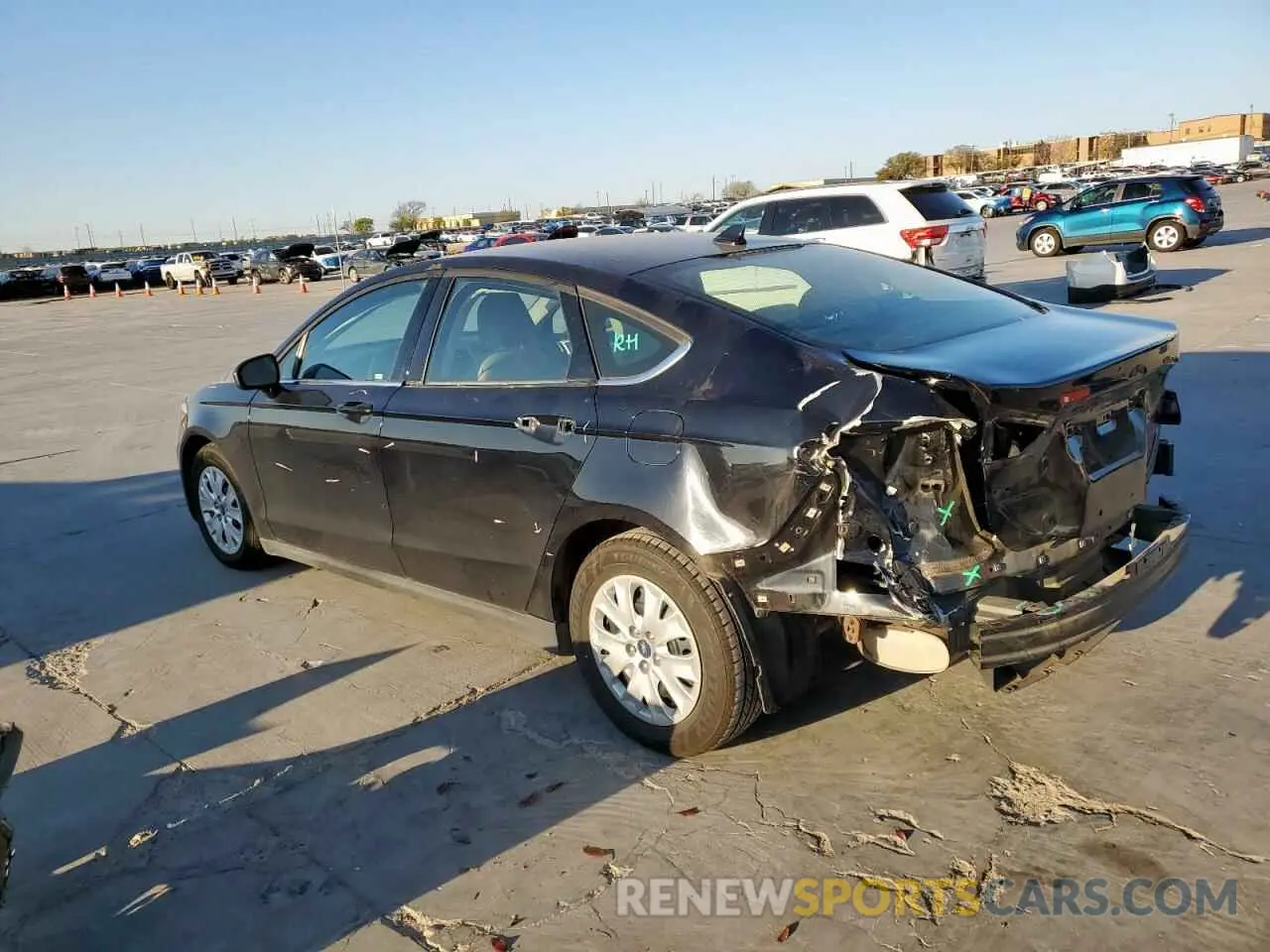 2 fotografías del automóvil dañado 3FA6P0G77LR125757 FORD FUSION 2020